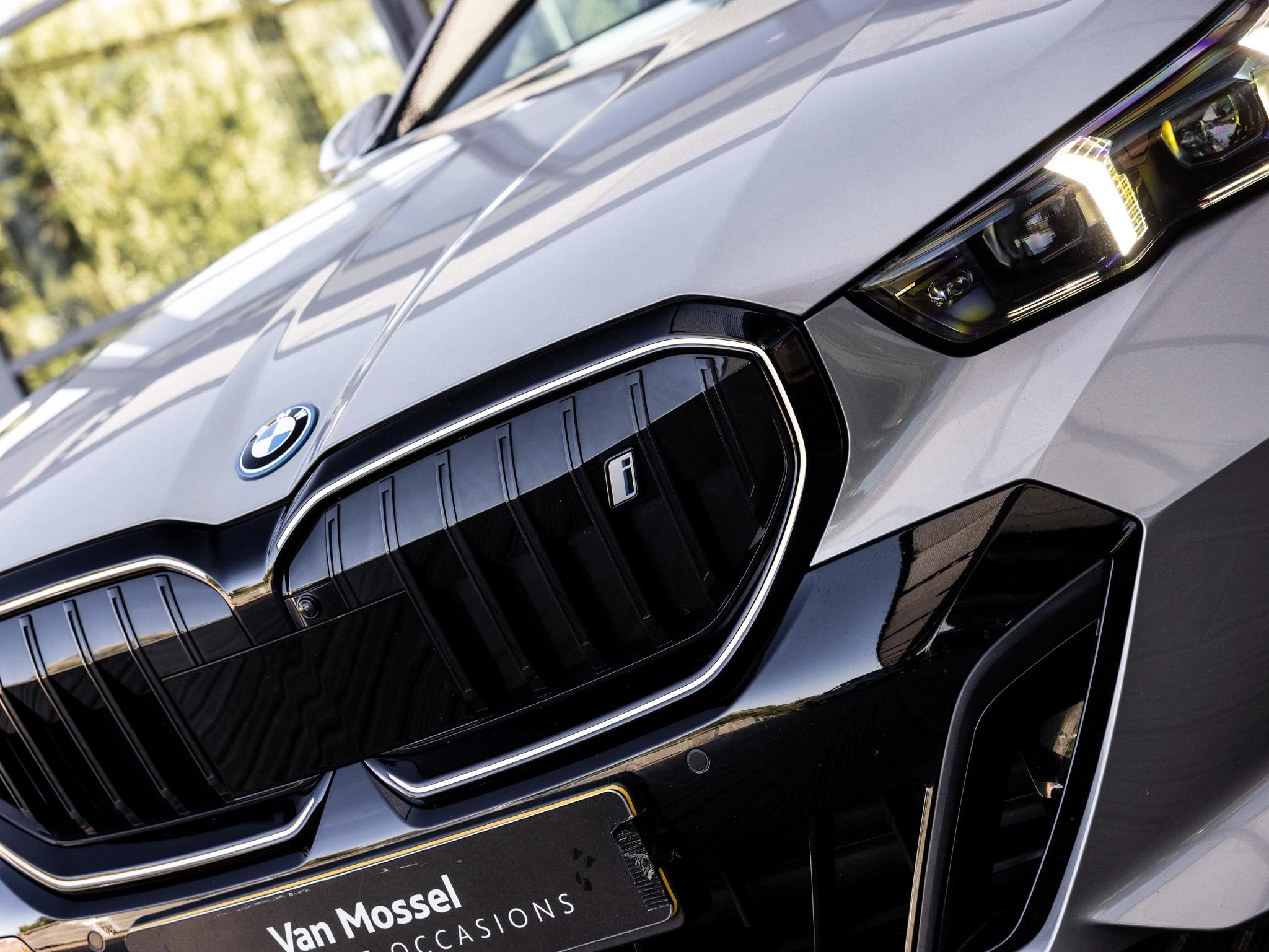 BMW-i5-image-54