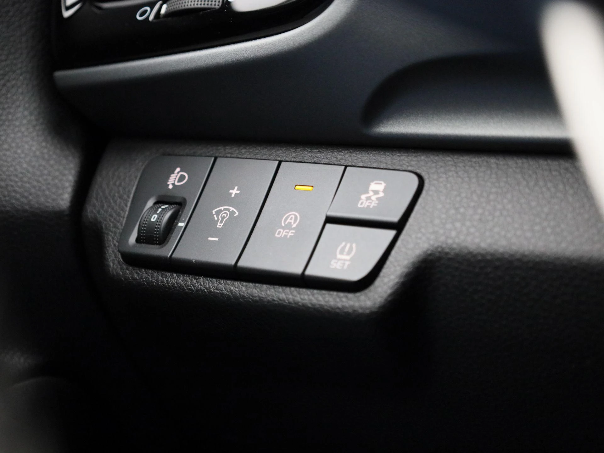 Kia-Stonic-image-19