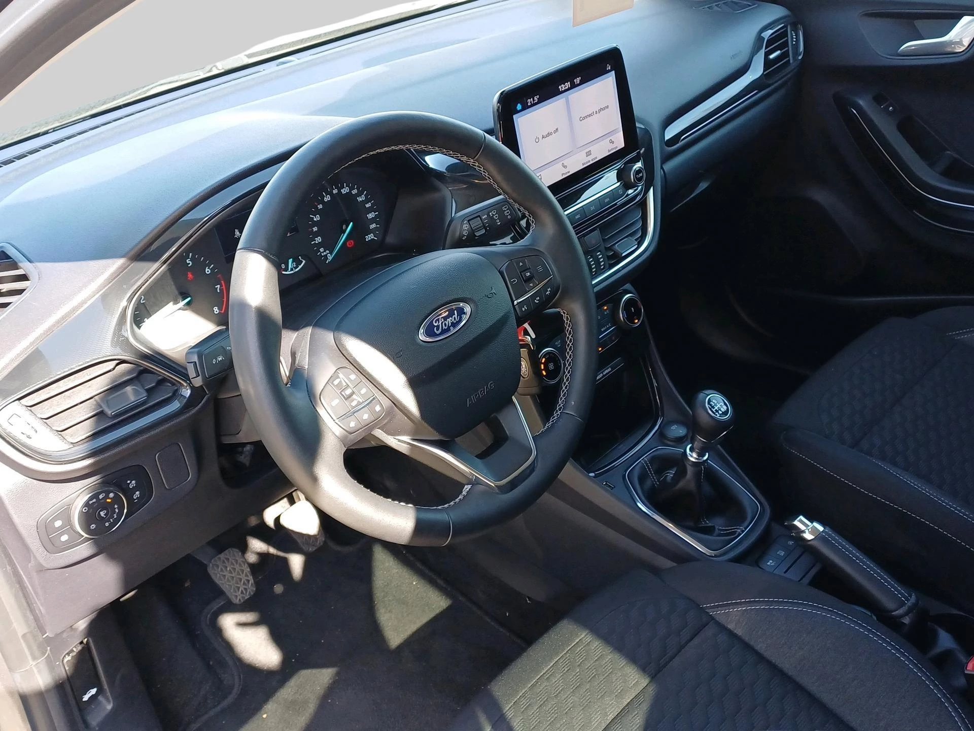 Ford Puma 1.0i Ecoboost mHEV 92kW Titanium