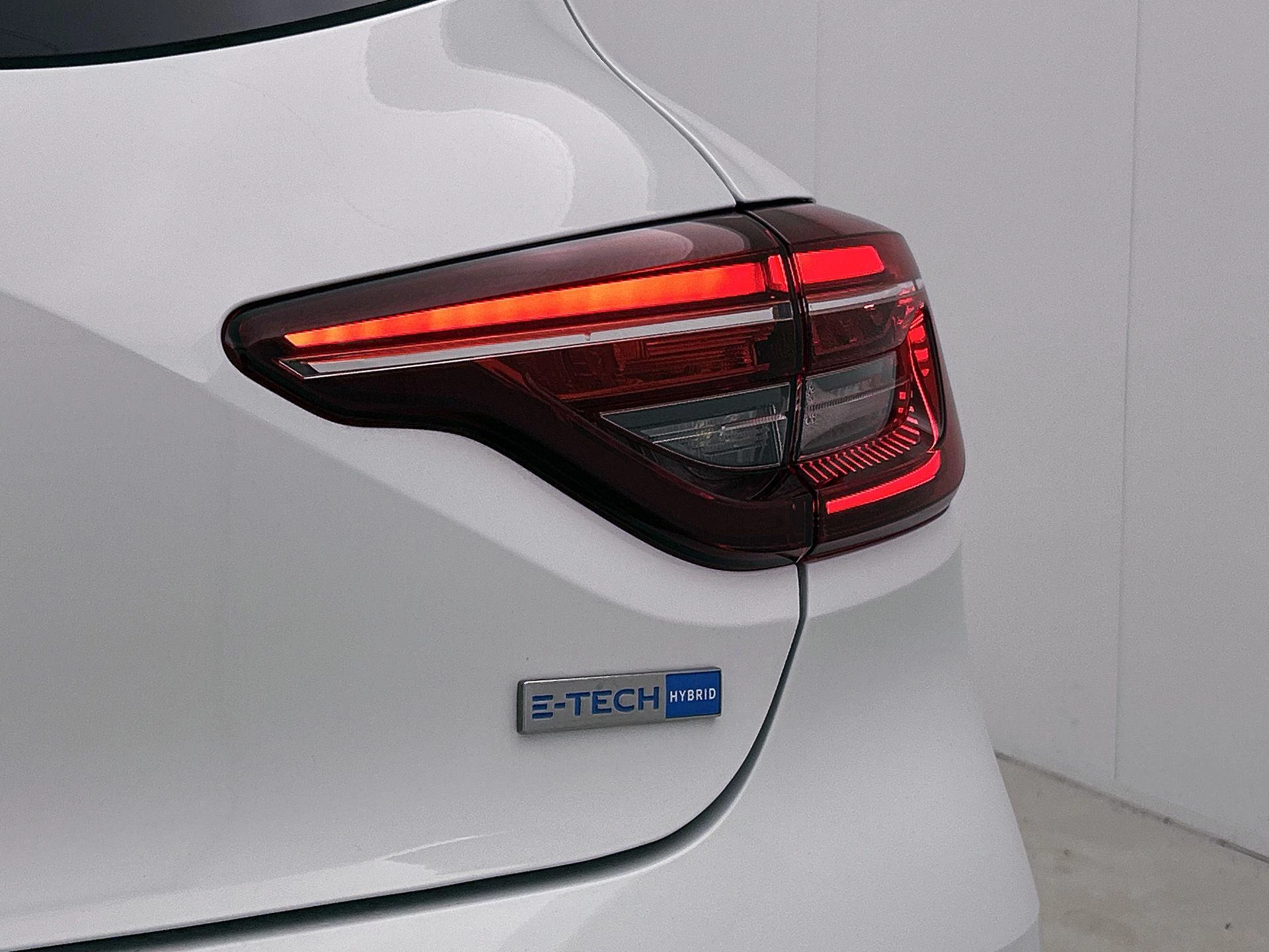 Renault-Clio-image-23