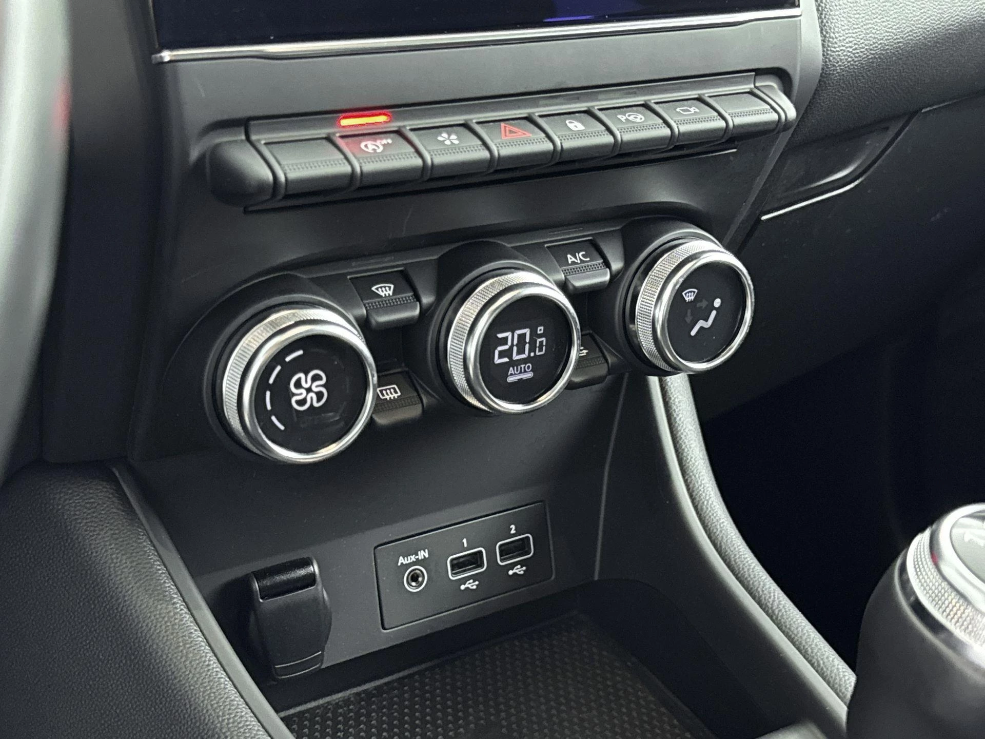 Renault-Captur-image-20