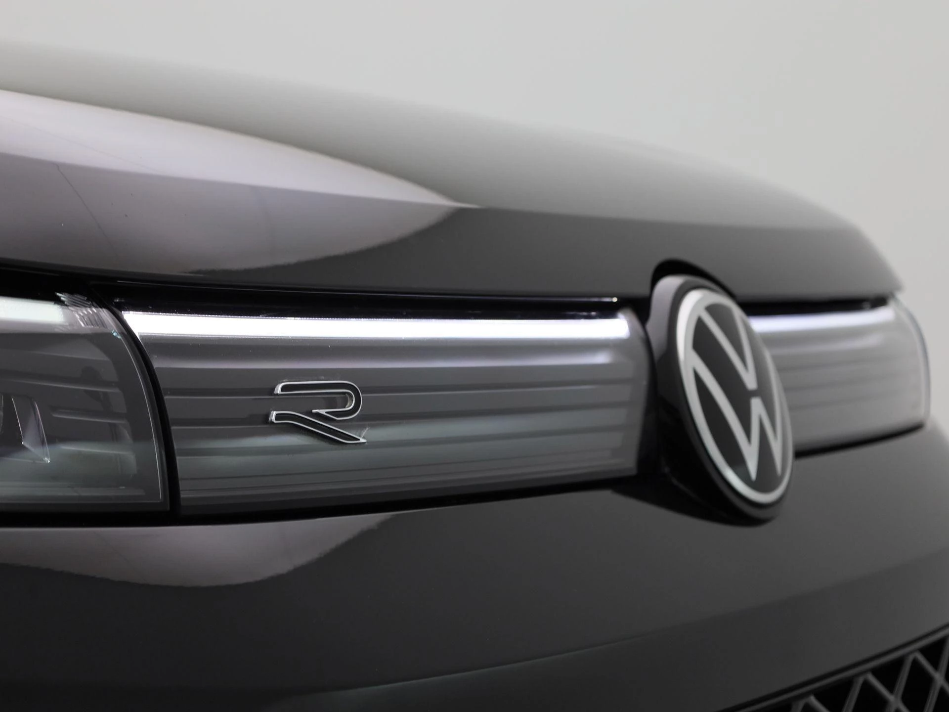 Volkswagen-Tiguan-image-47