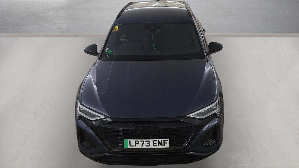Audi-Q8 e-tron-image-7