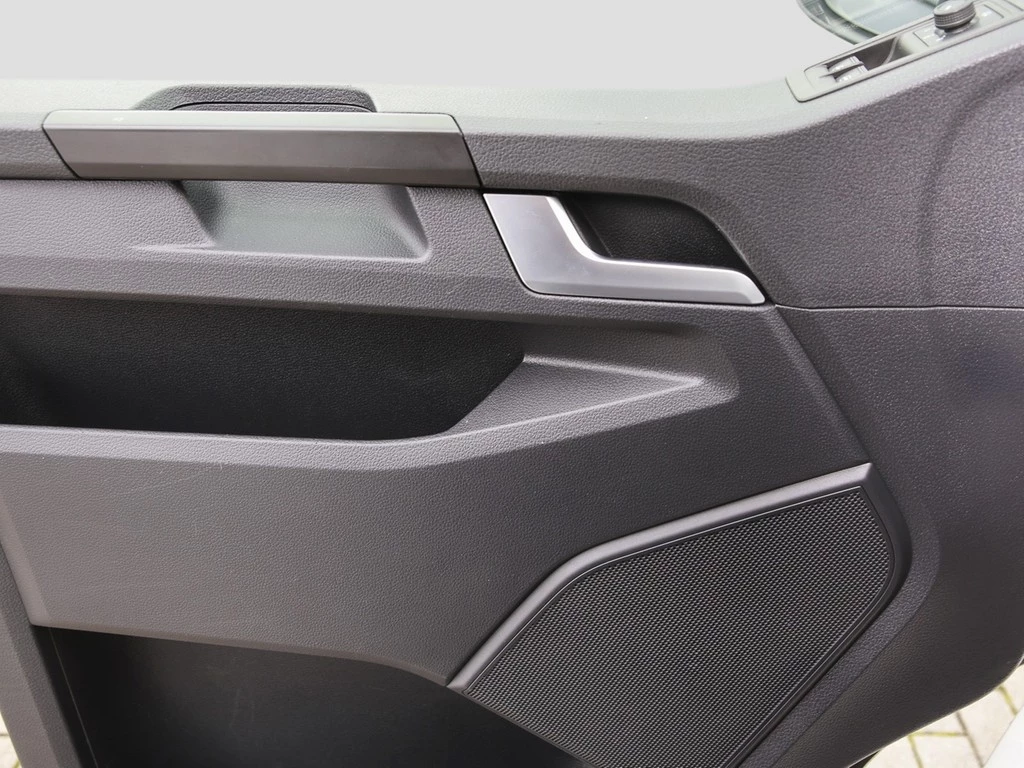 Volkswagen Multivan T6 Trendline 2.0 TDI 4Mo AHK/Klima