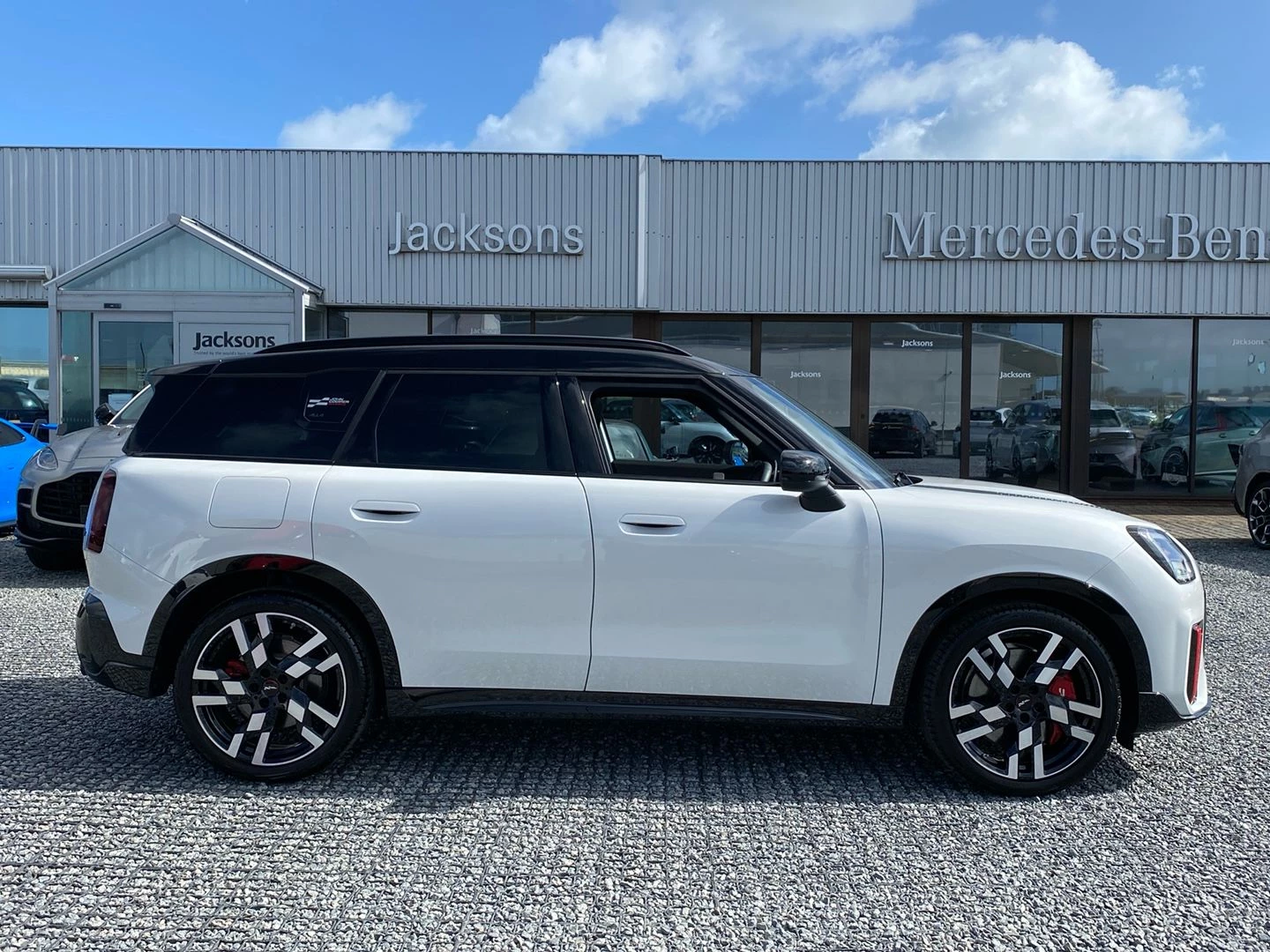 MINI-Countryman-image-9