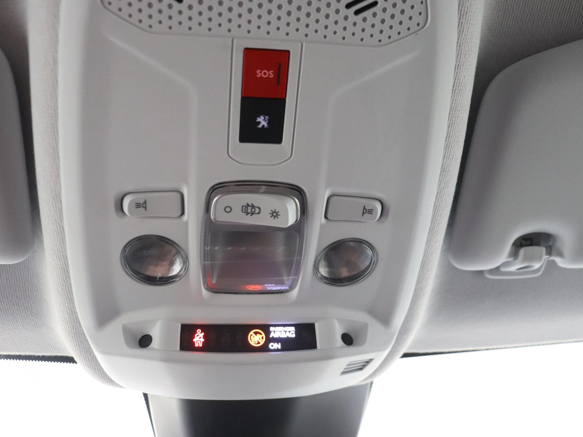 Peugeot-208-image-21