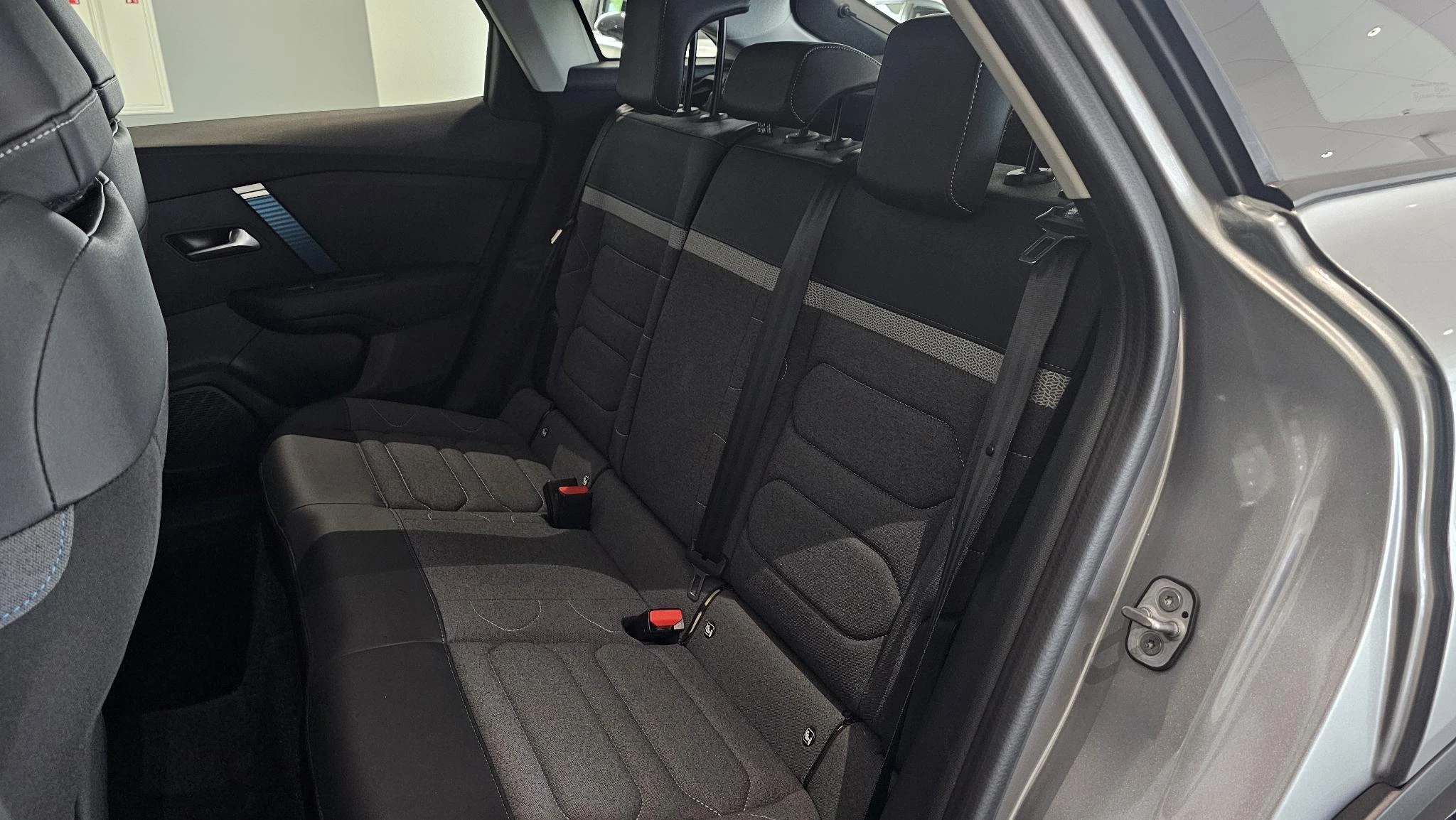 Citroën-ë-C4-image-24