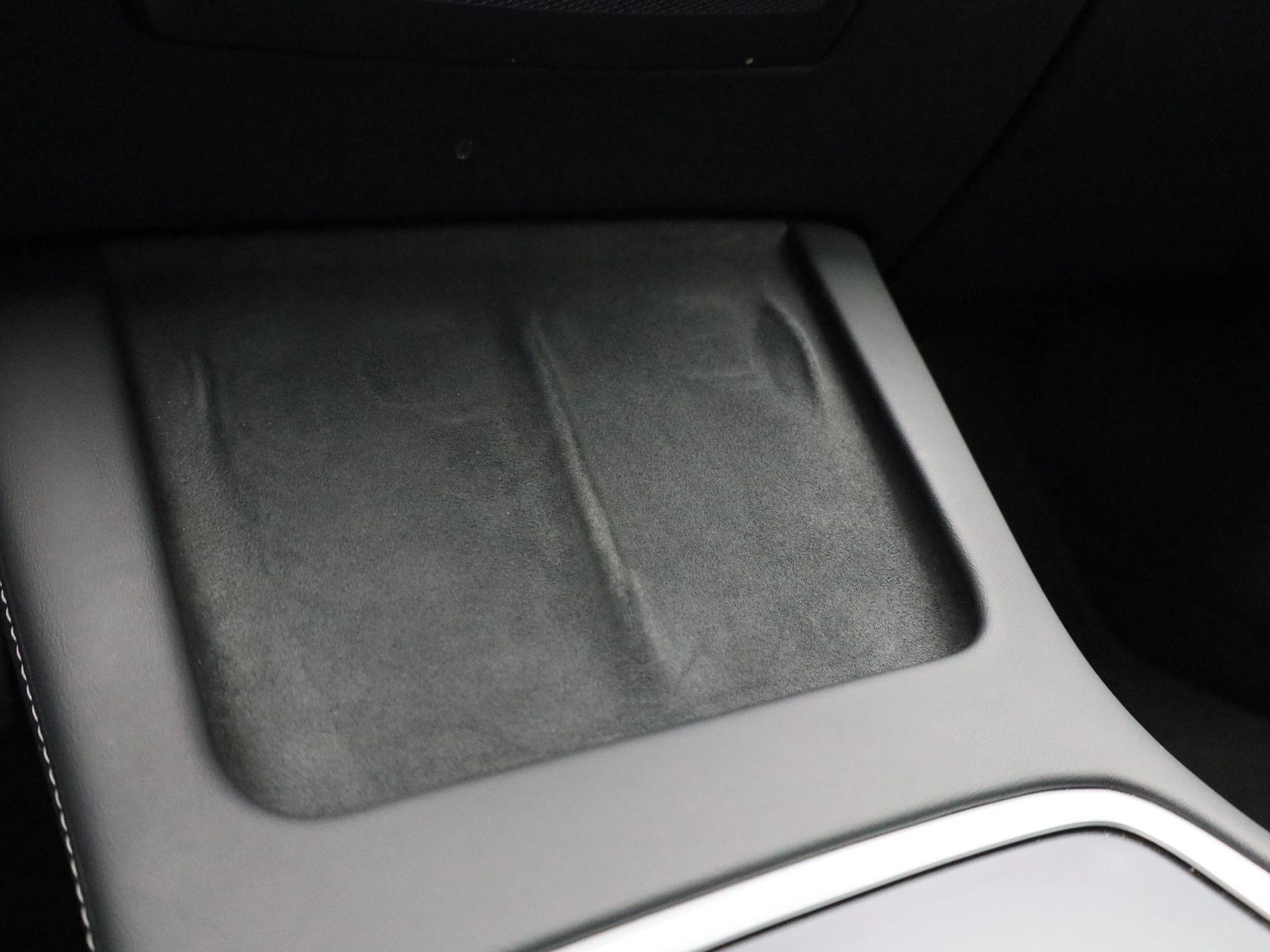 Tesla-Model 3-image-21