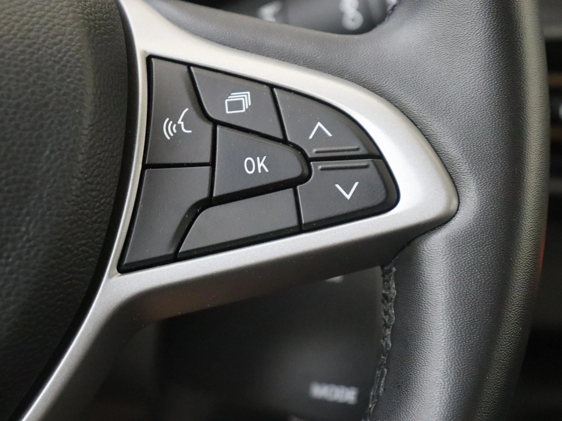 Dacia-Sandero Stepway-image-13