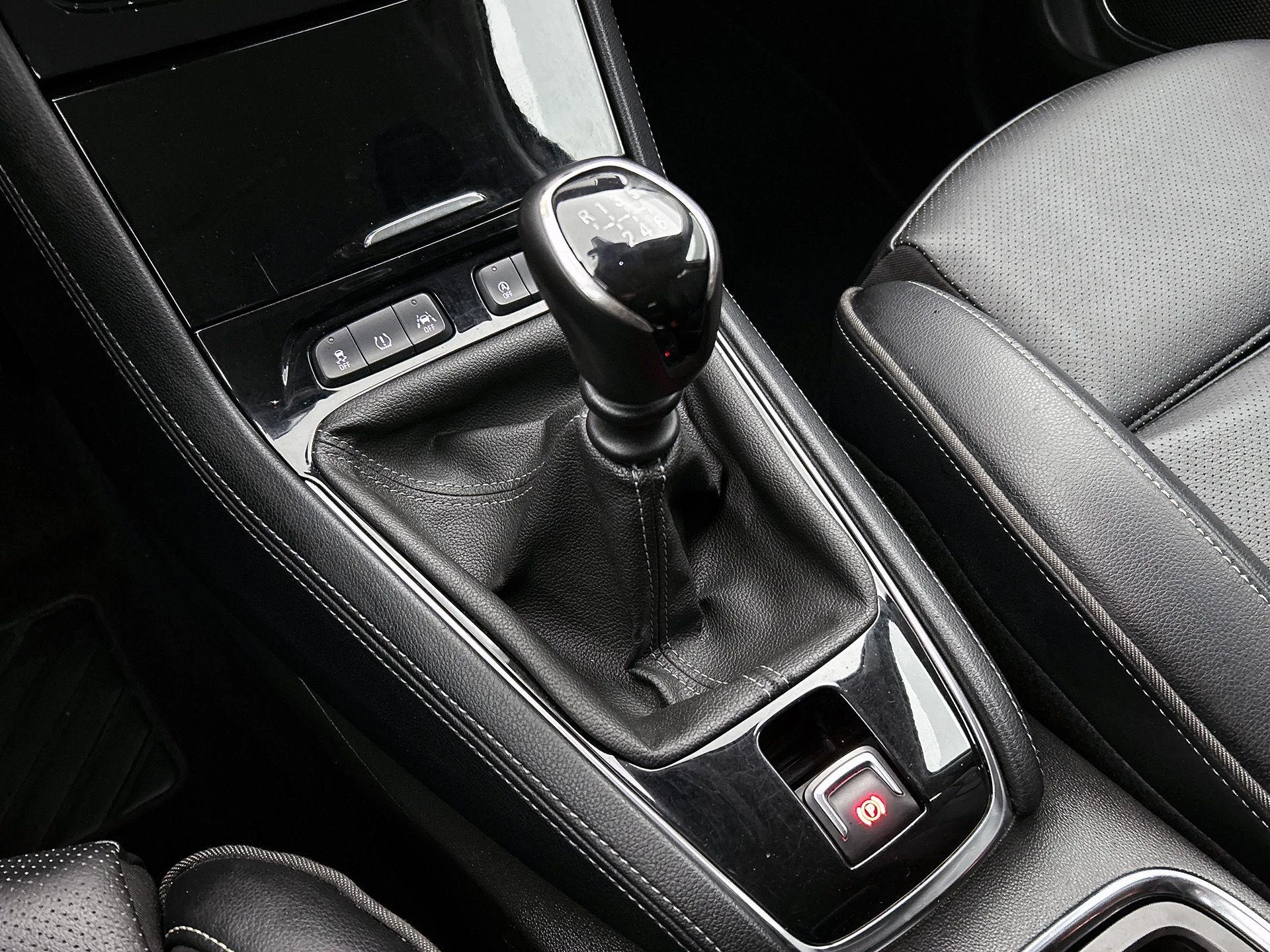 Opel-Grandland X-image-34