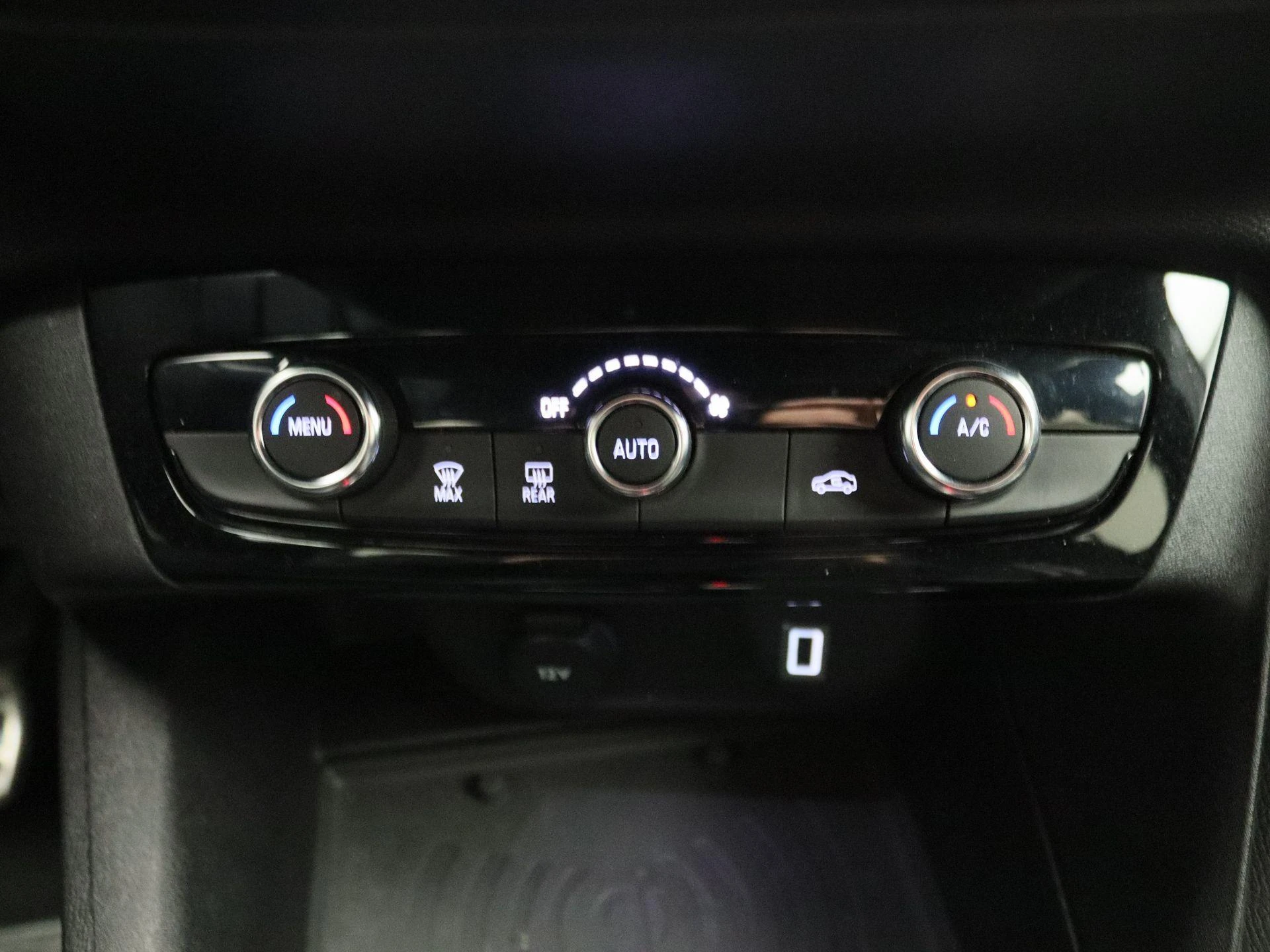 Opel-Corsa-image-9