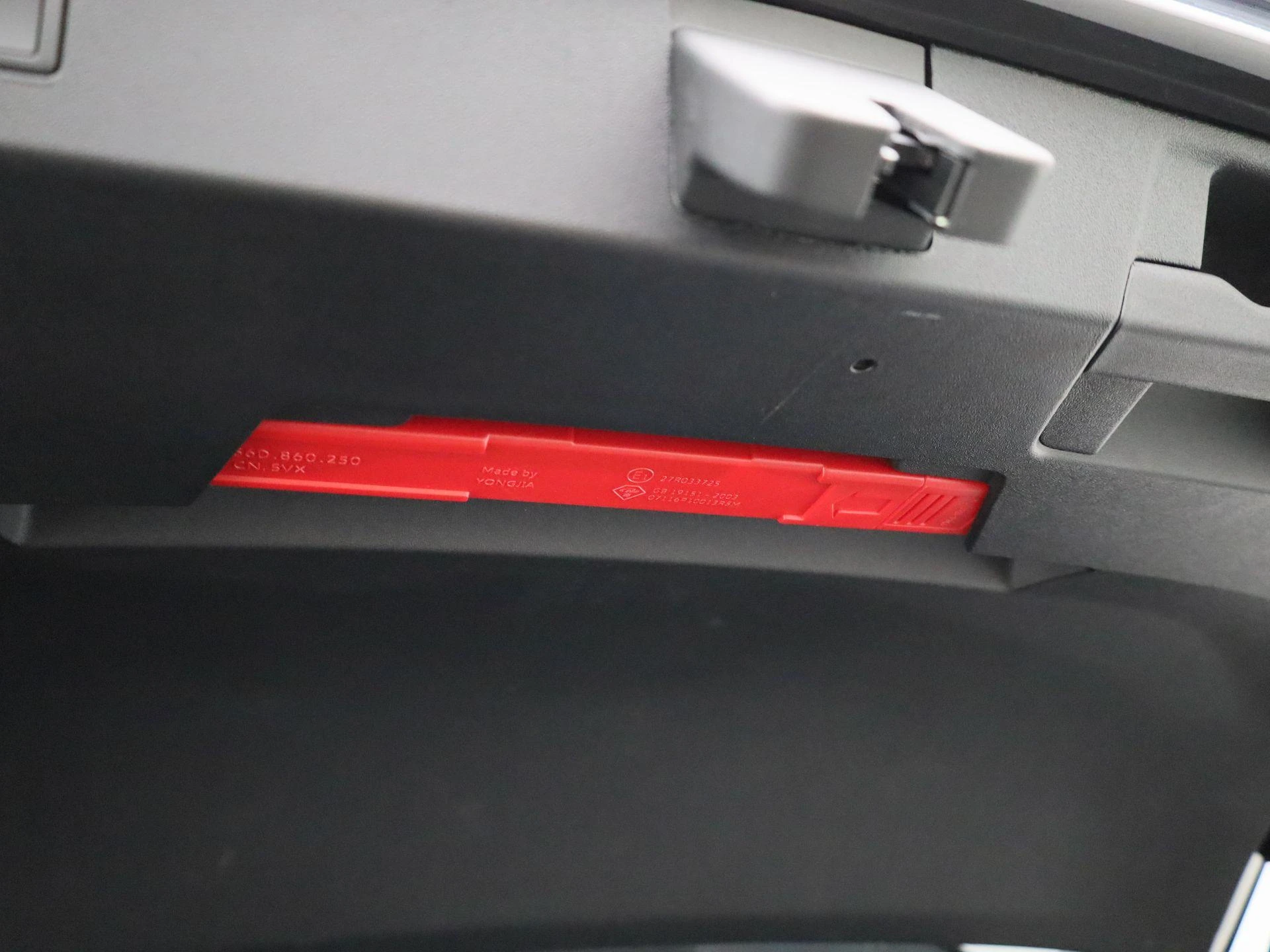 Volkswagen-Tayron-image-12