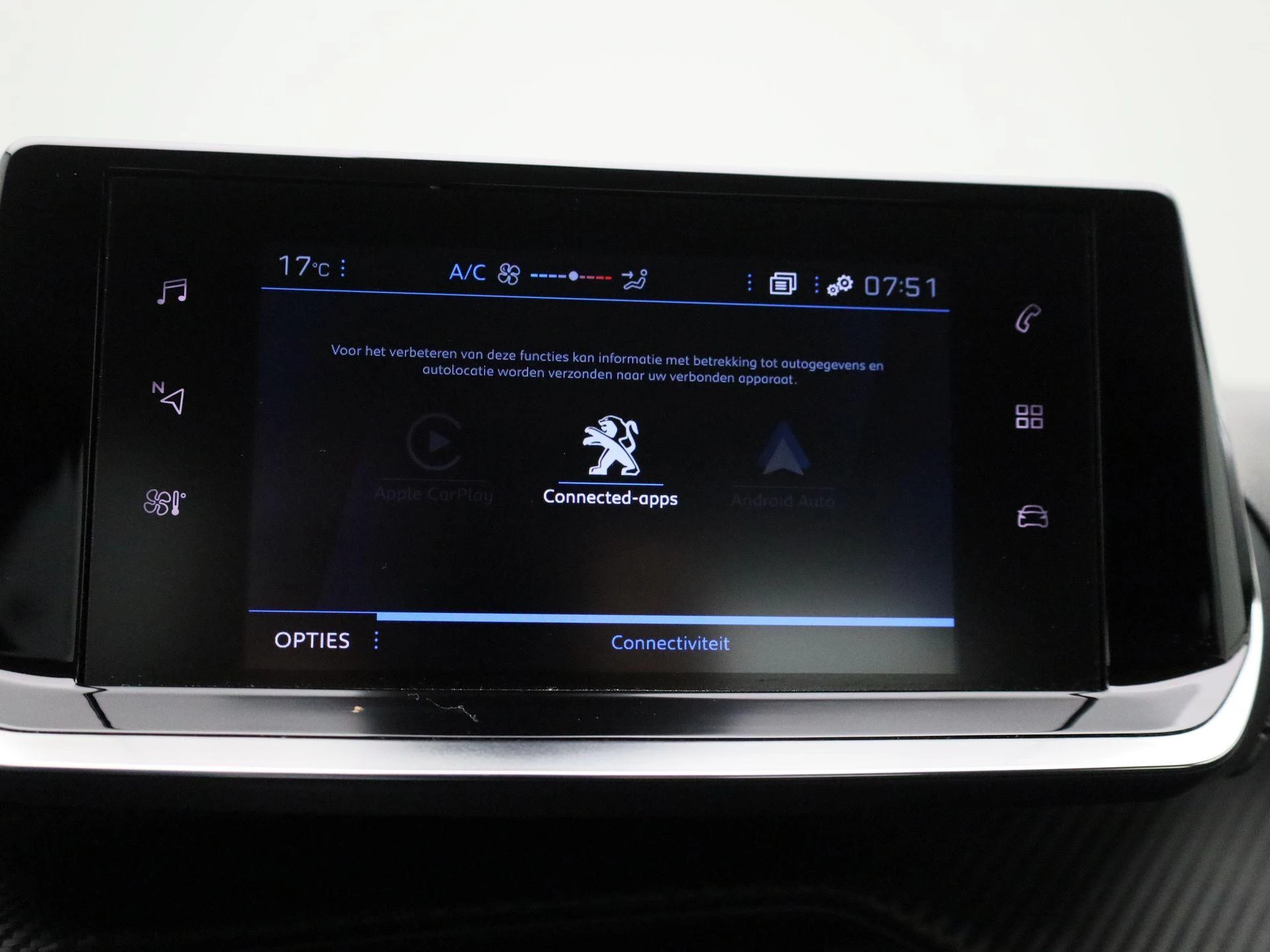 Peugeot-208-image-21