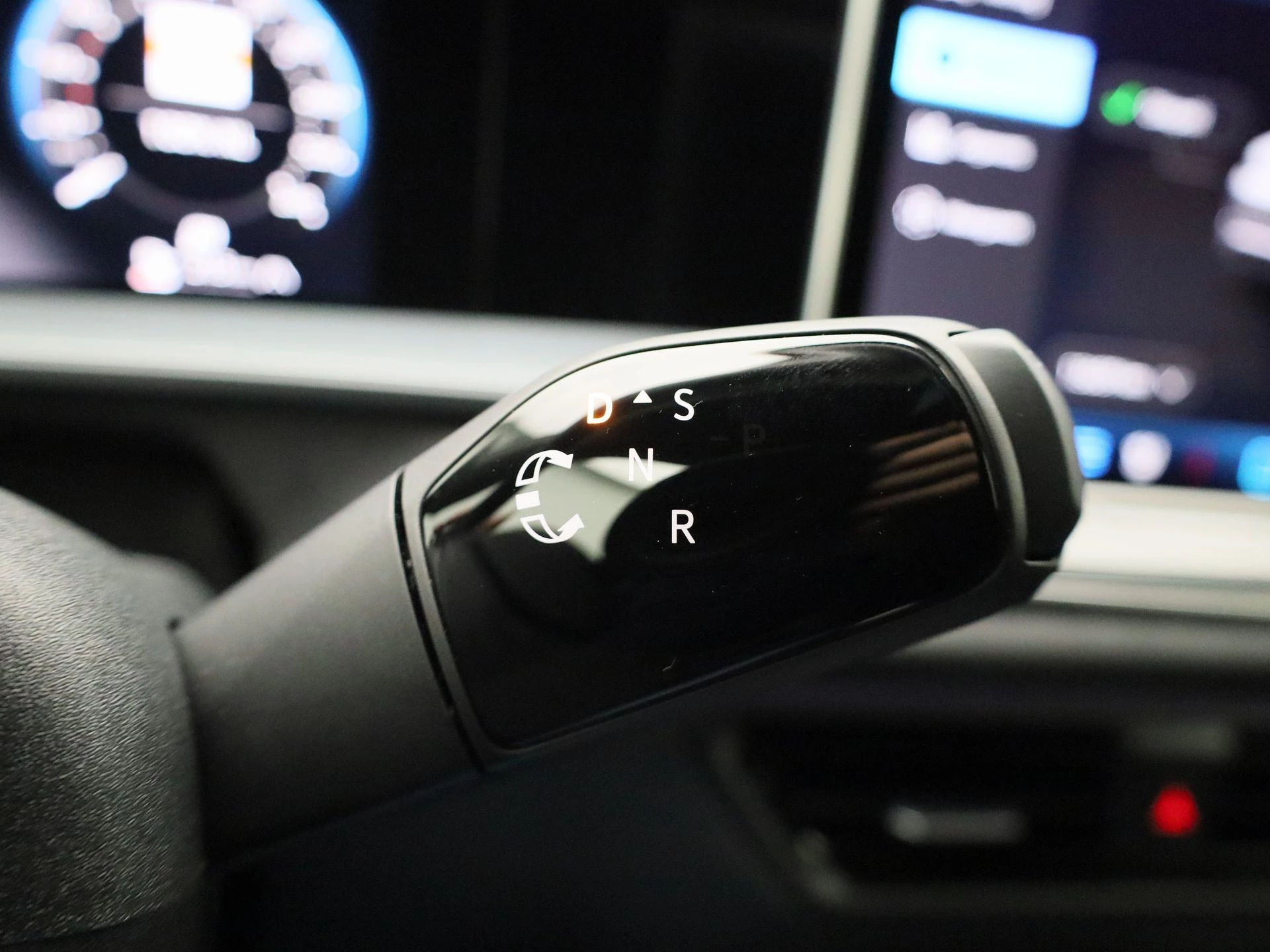 Volkswagen-Tayron-image-26