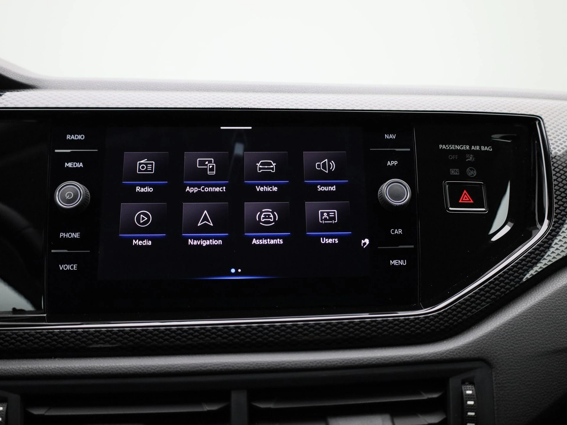 Volkswagen-Polo-image-25