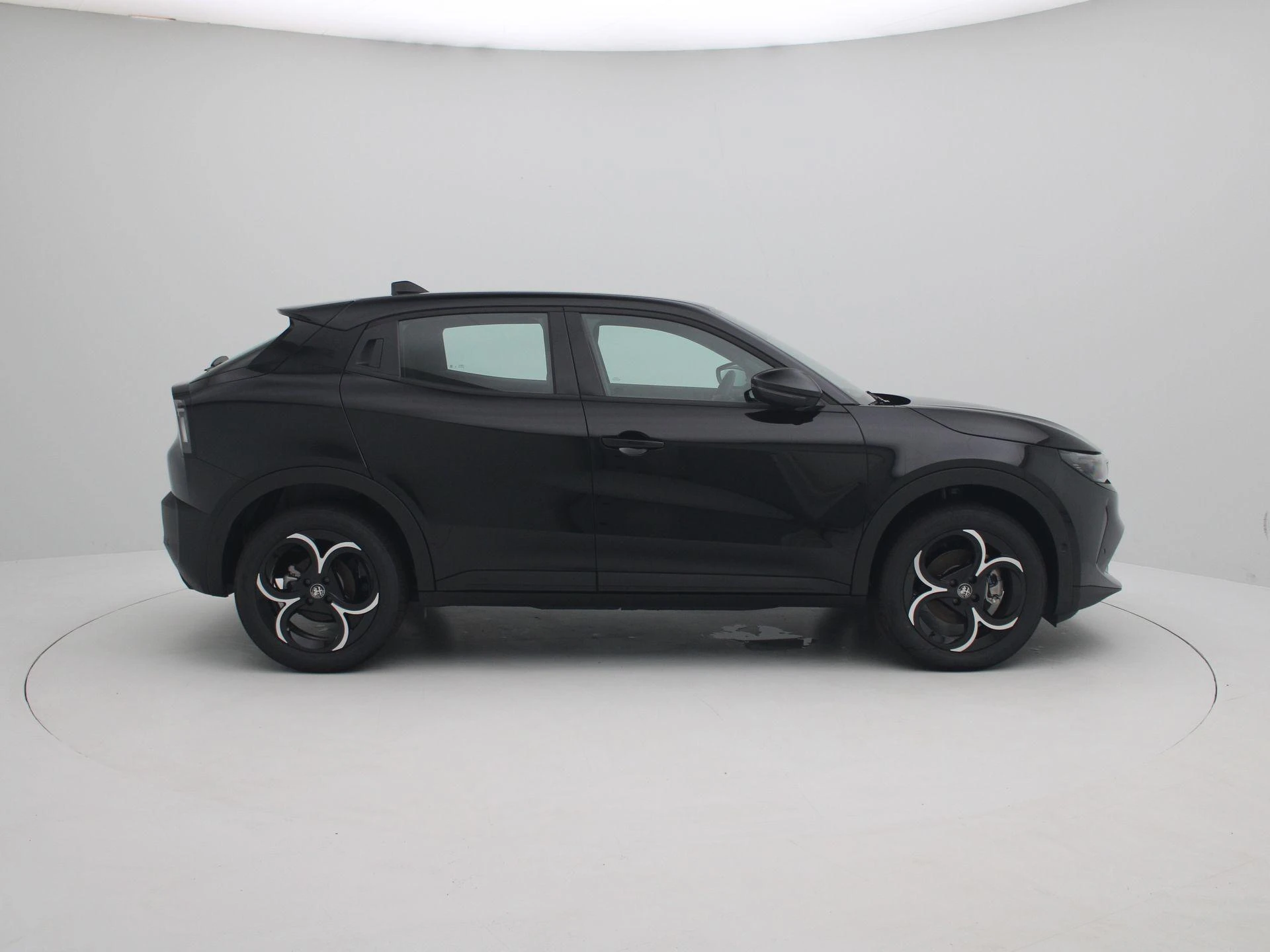 Alfa Romeo Junior Elettrica 54 kWh