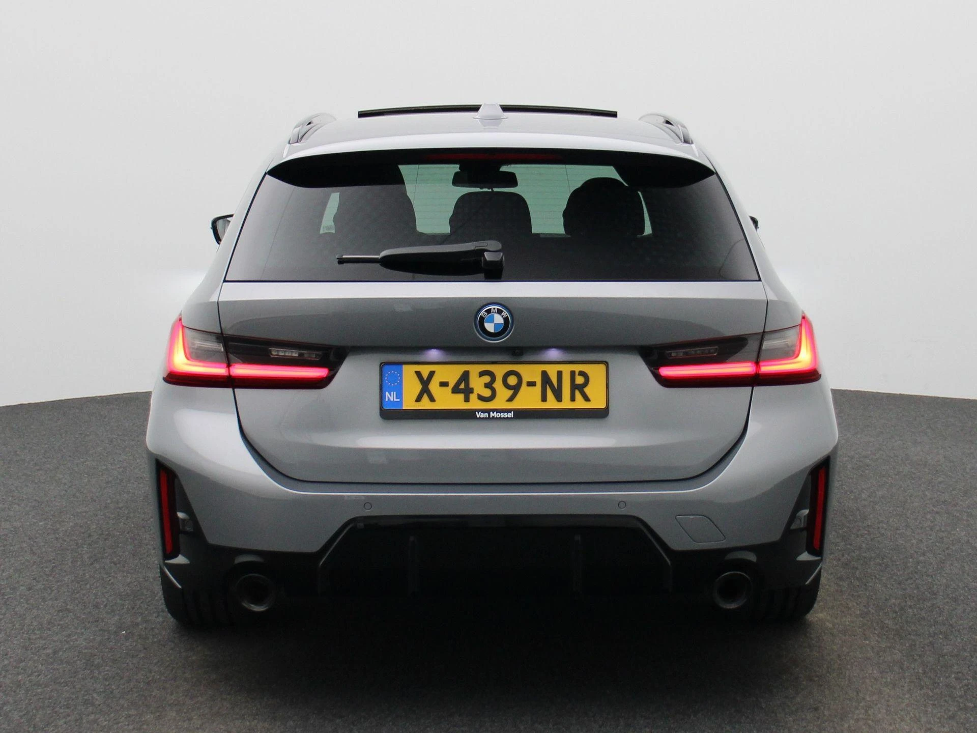 BMW-3 Serie-image-4