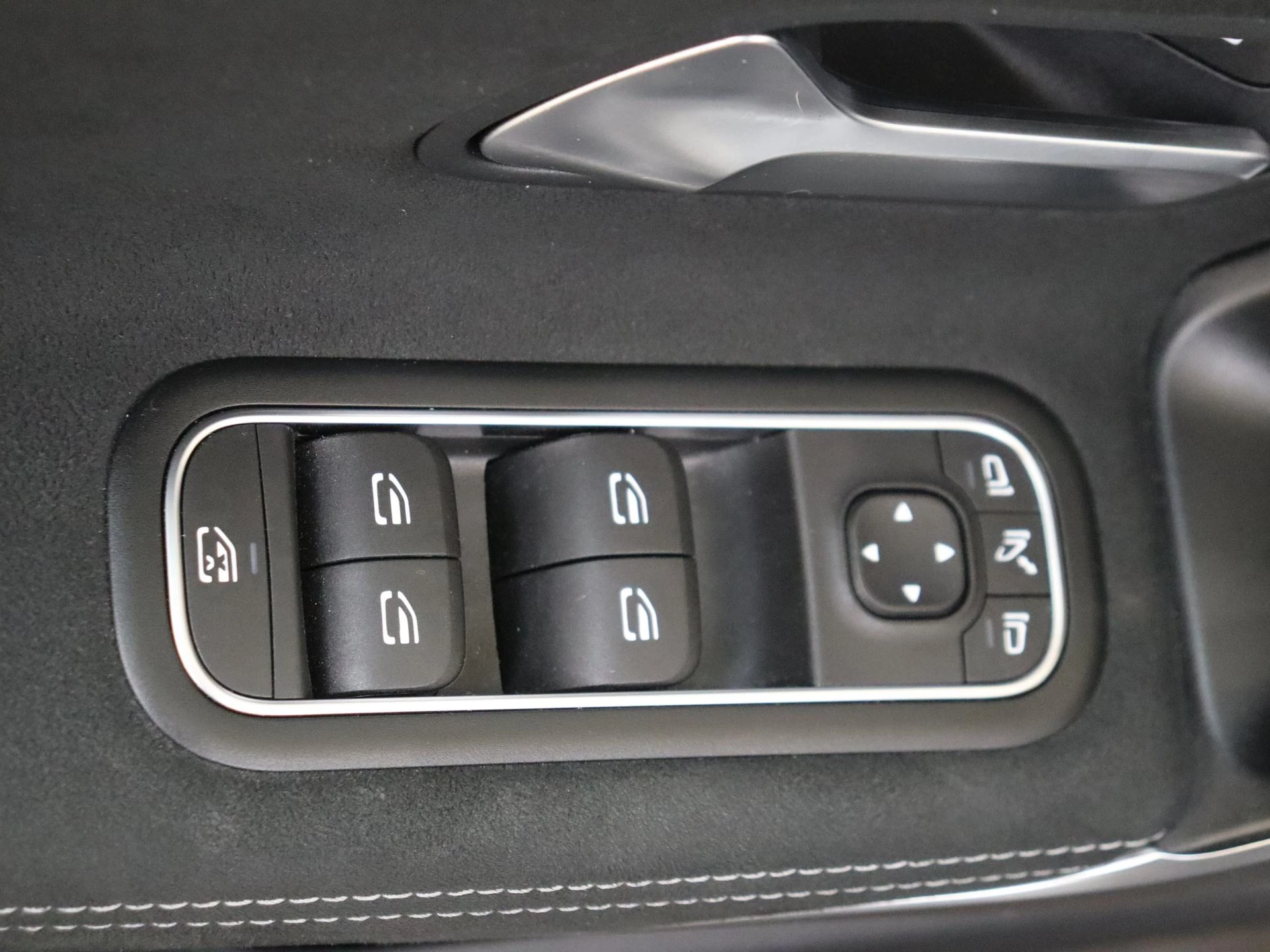Mercedes-Benz-A-Klasse-image-26