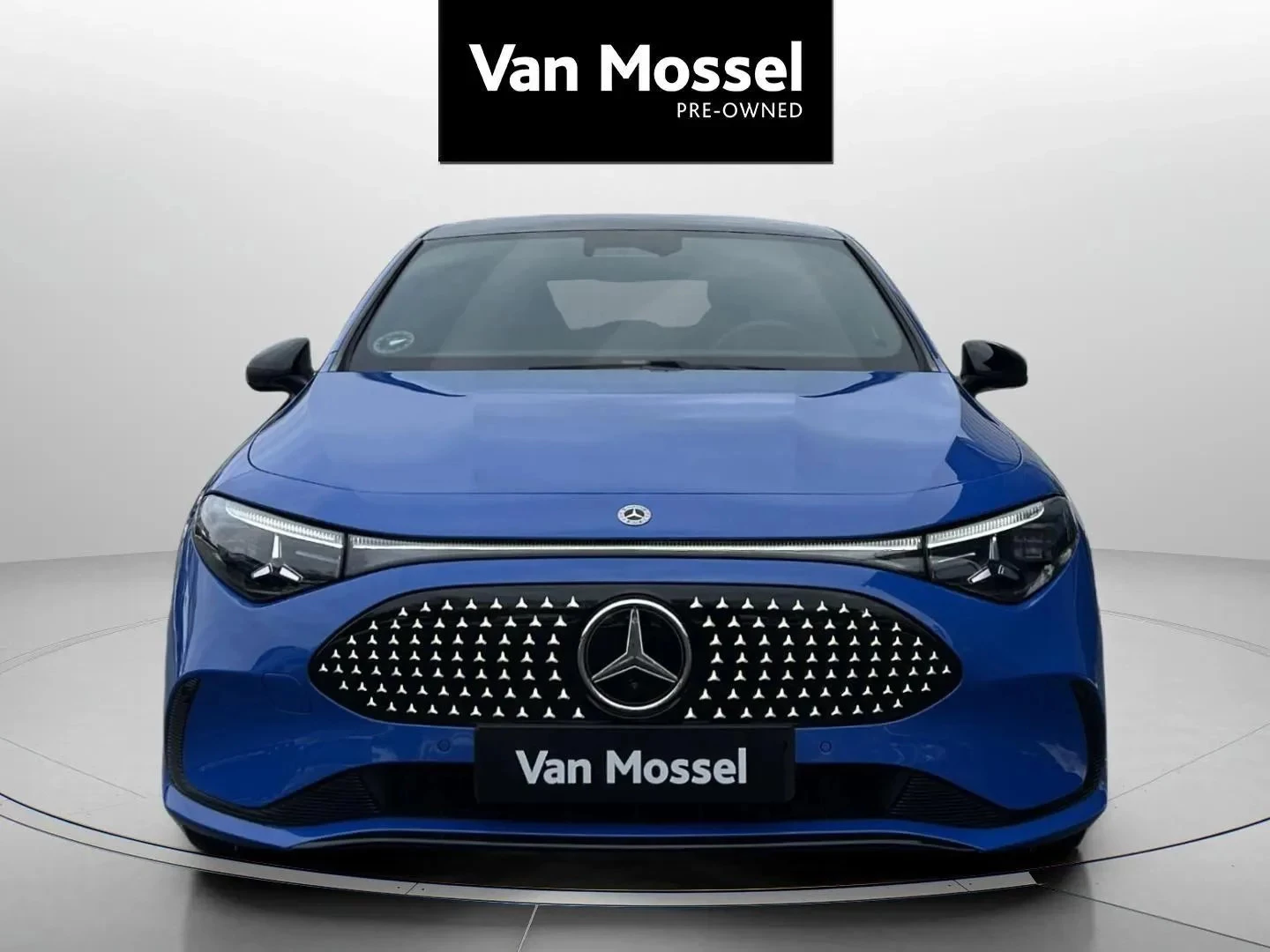 Mercedes-Benz-CLA-image-1