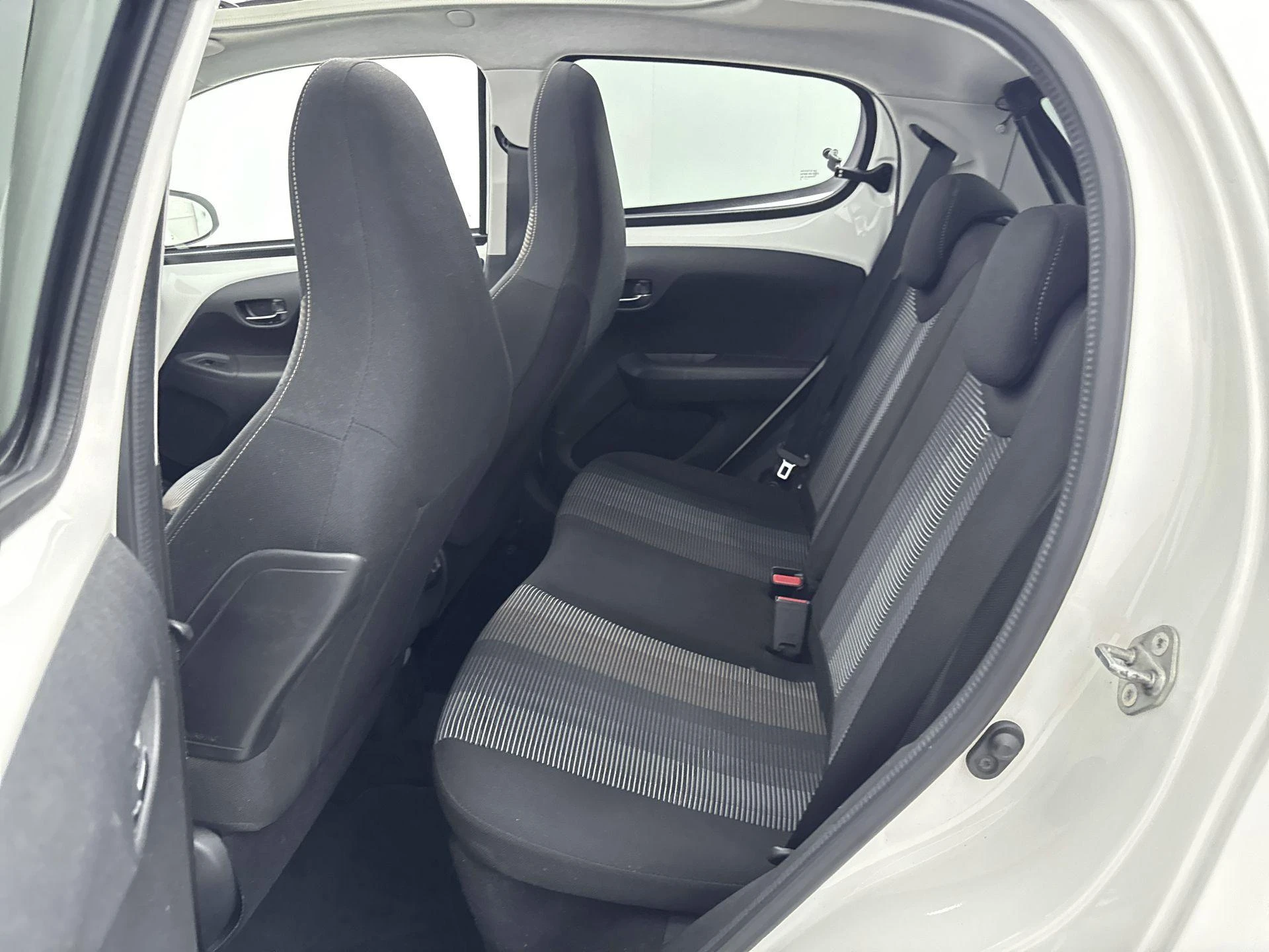 Peugeot-108-image-25
