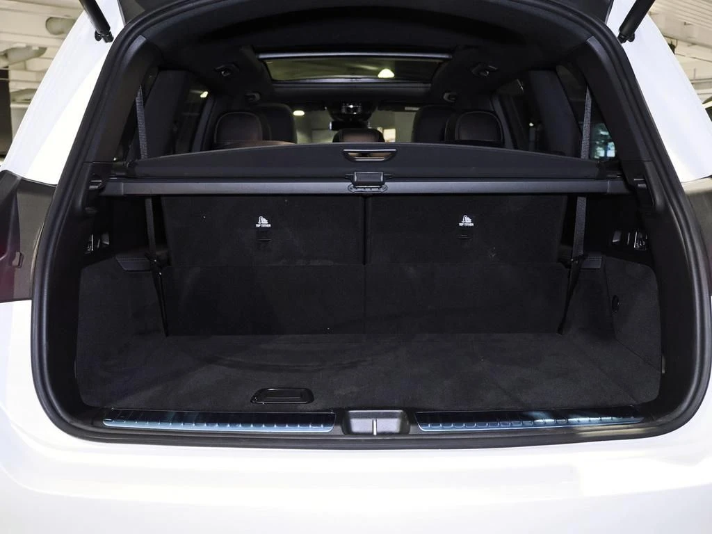 Mercedes-Benz-GLS 450-image-16