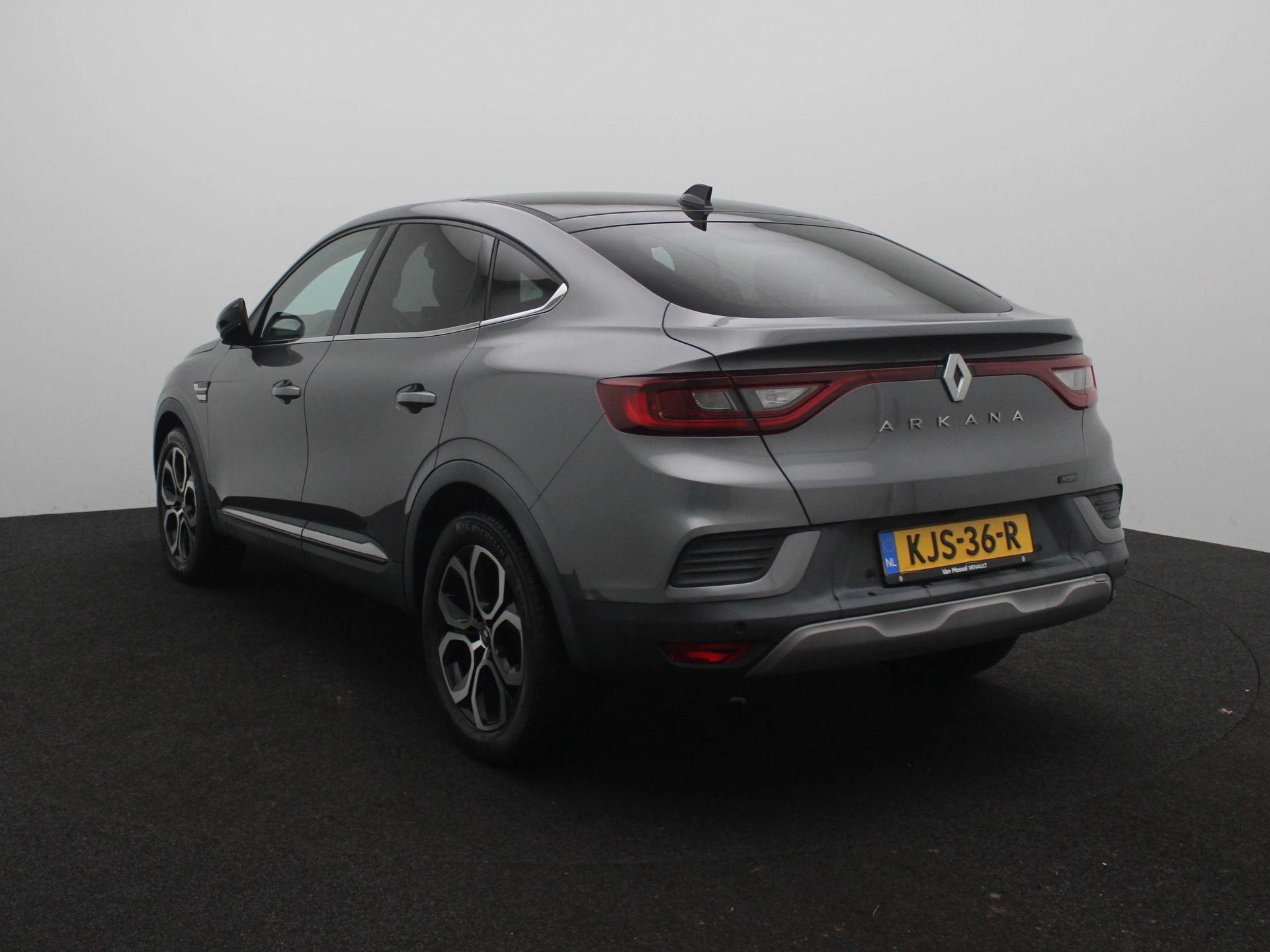 Renault-Arkana-image-1