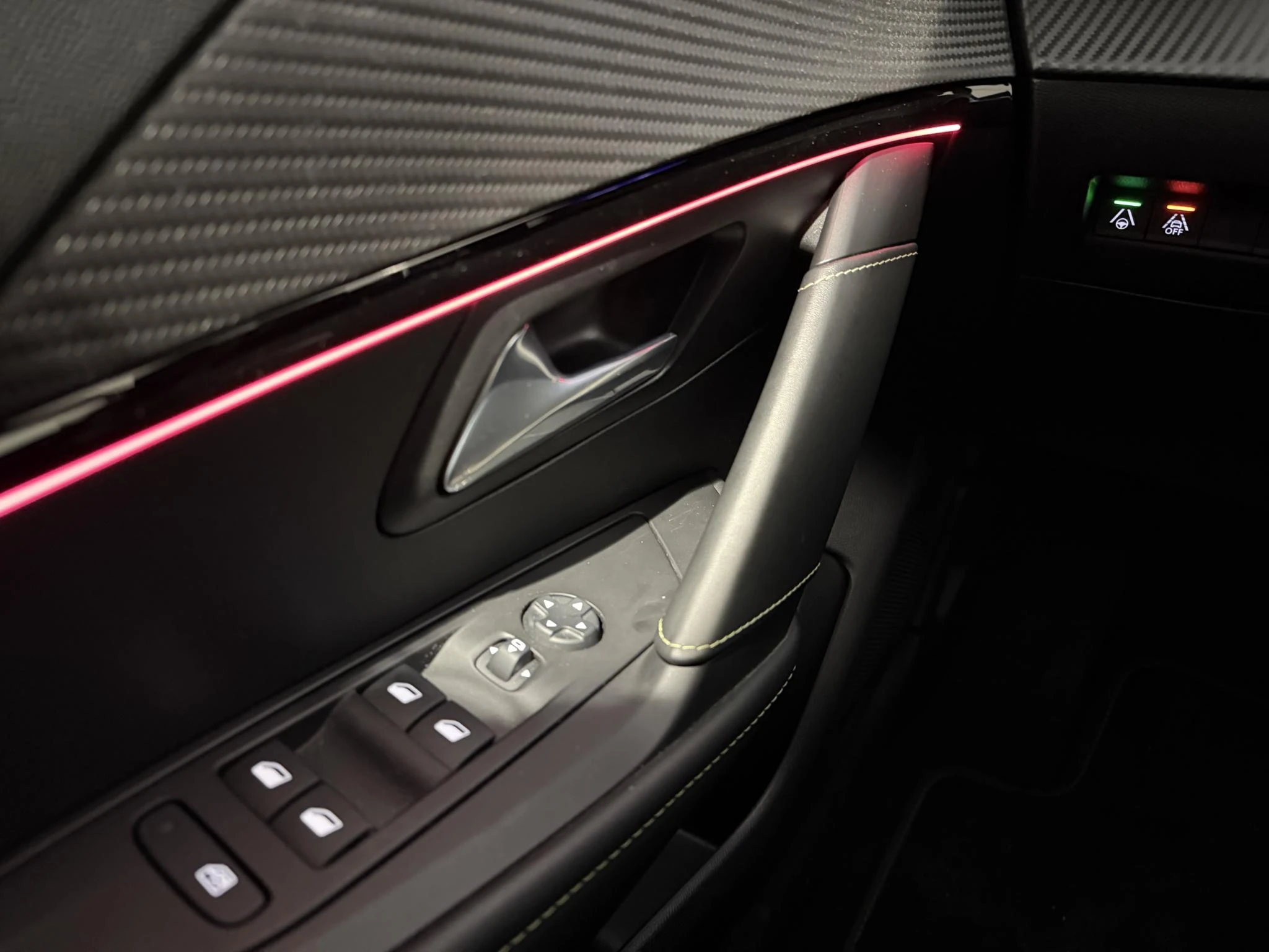 Peugeot-208-image-14