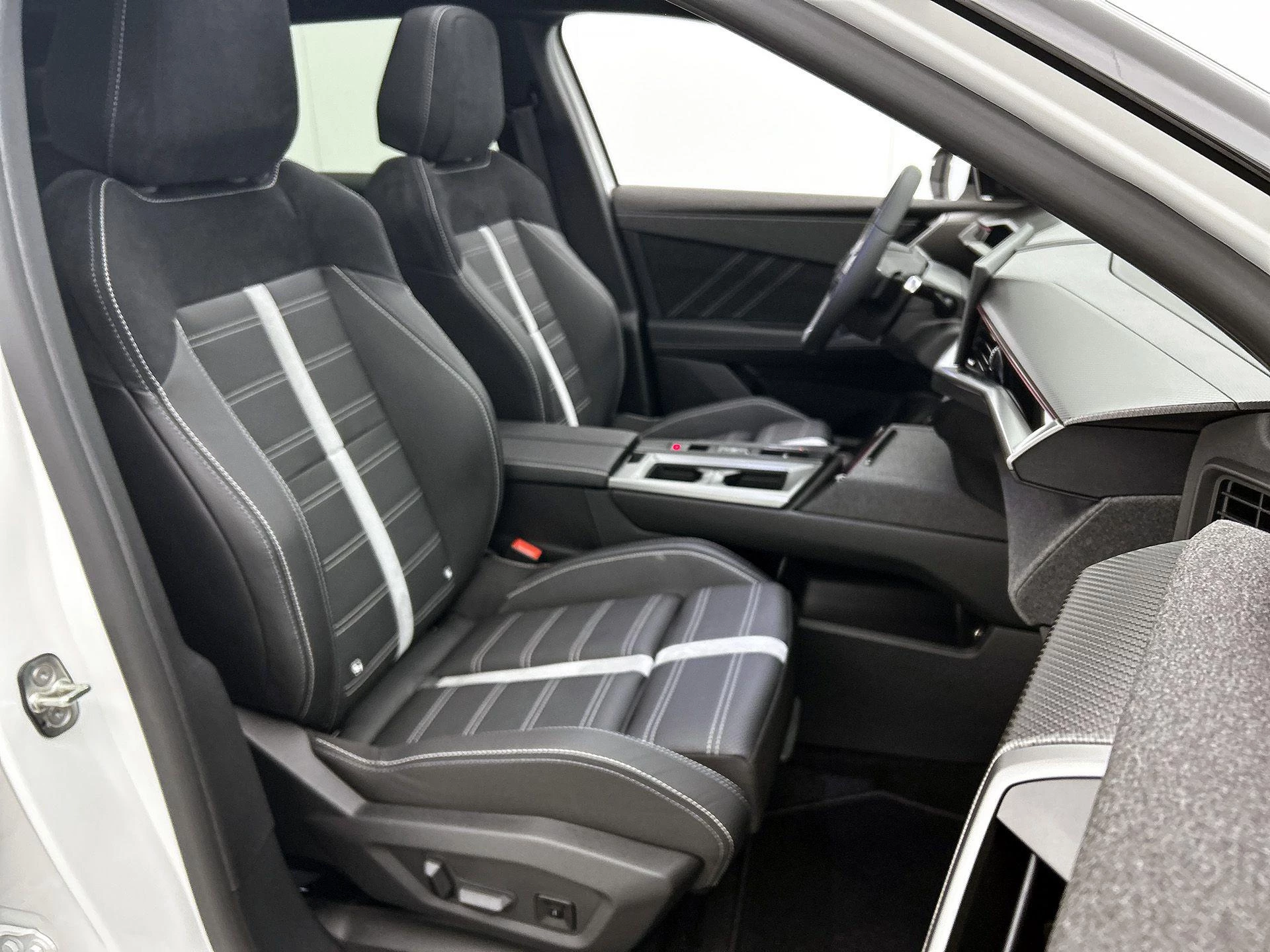 Opel-Grandland-image-46