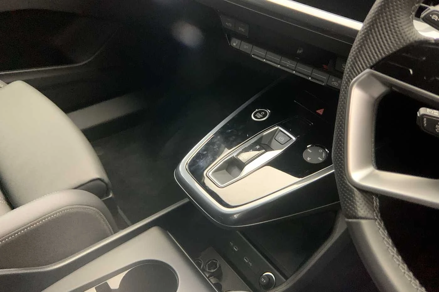 Audi-Q4 Sportback e-tron-image-7