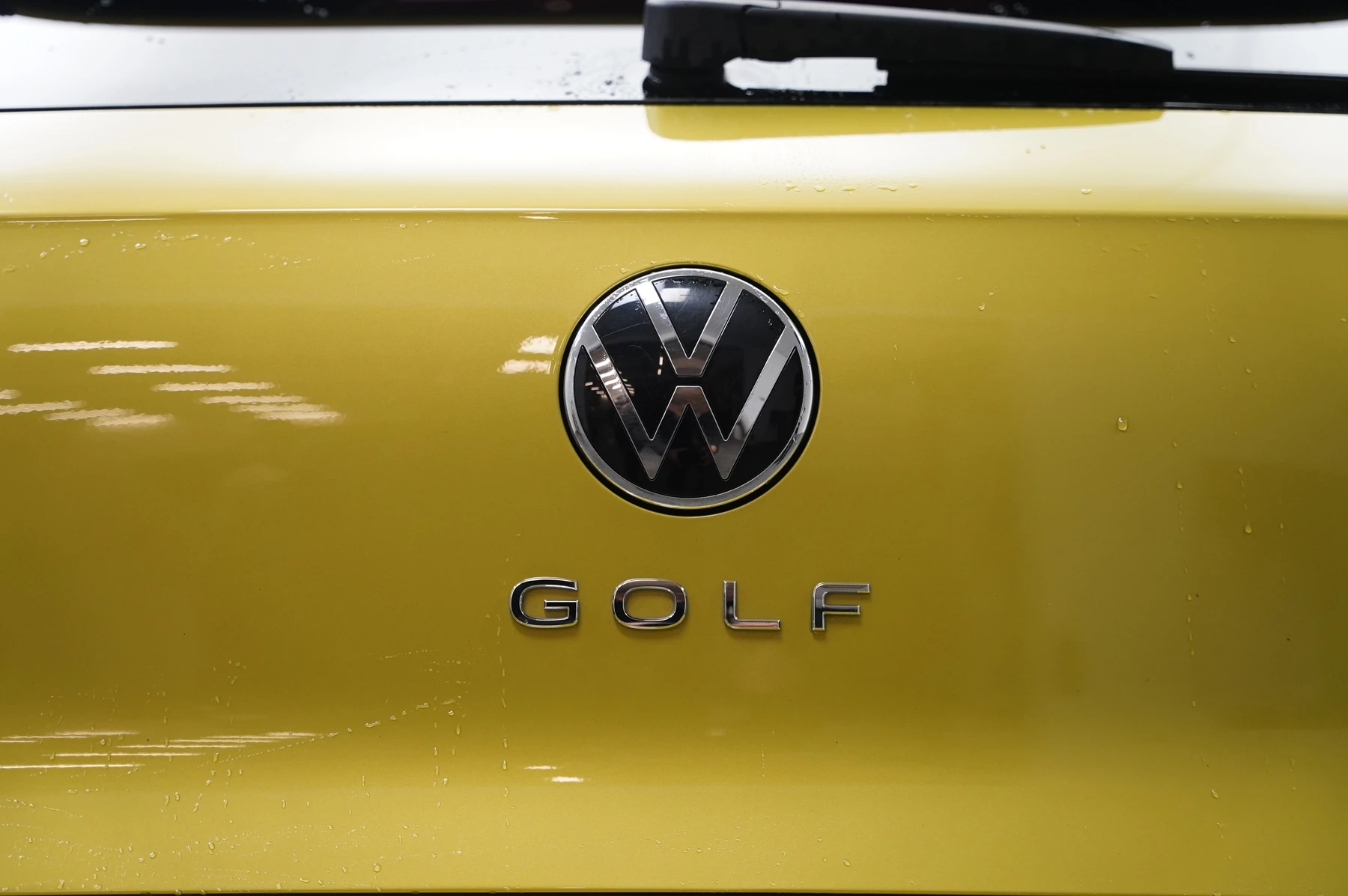 Volkswagen-Golf-image-40