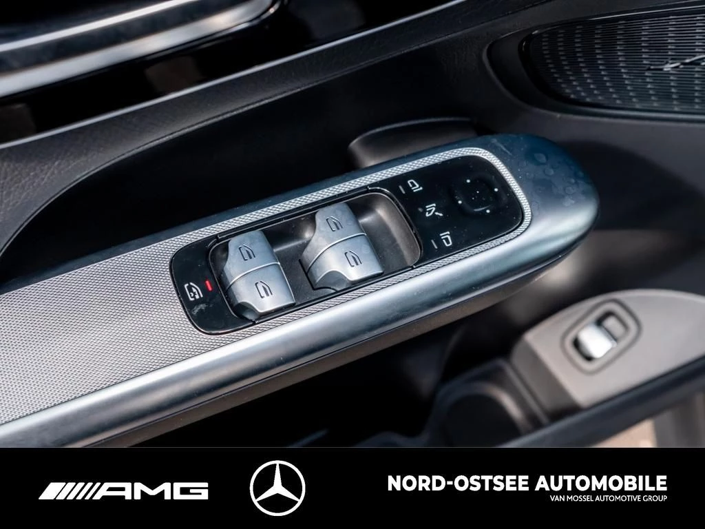 Mercedes-Benz-GLC-image-12