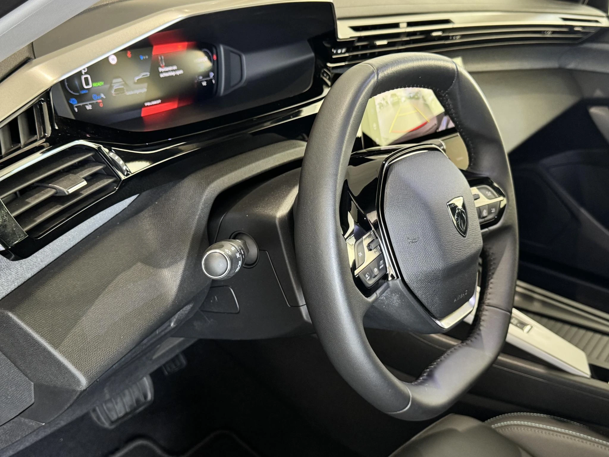 Peugeot-408-image-35