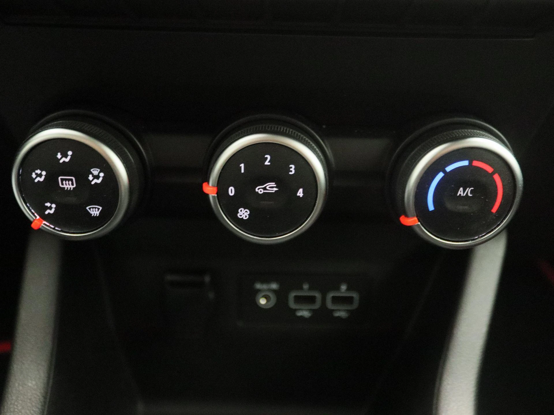 Renault-Clio-image-9