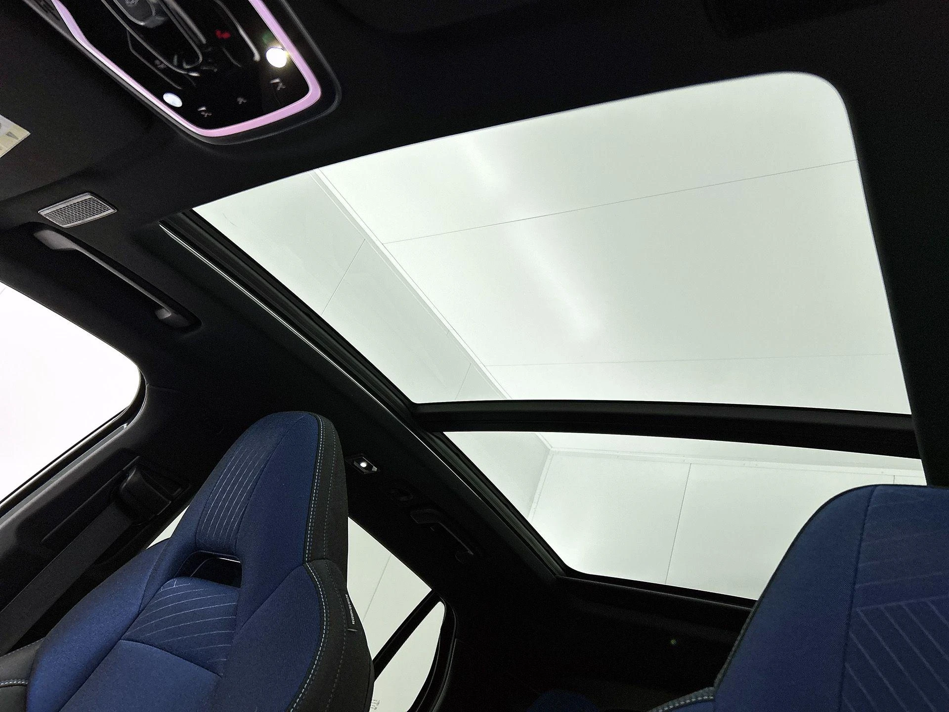 Lynk & Co-01-image-31