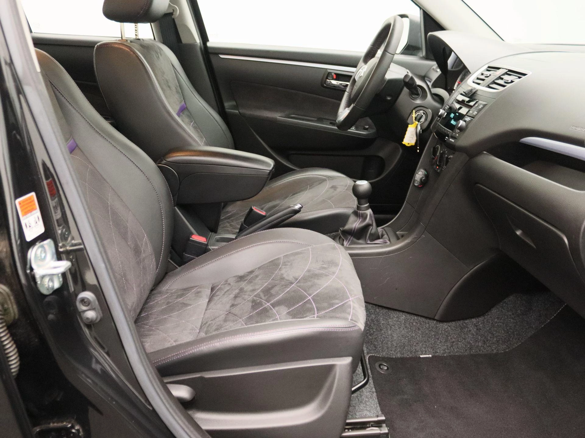 Suzuki-Swift-image-28