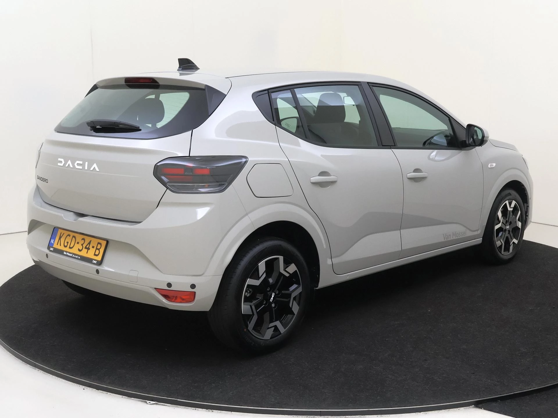 Dacia-Sandero-image-3