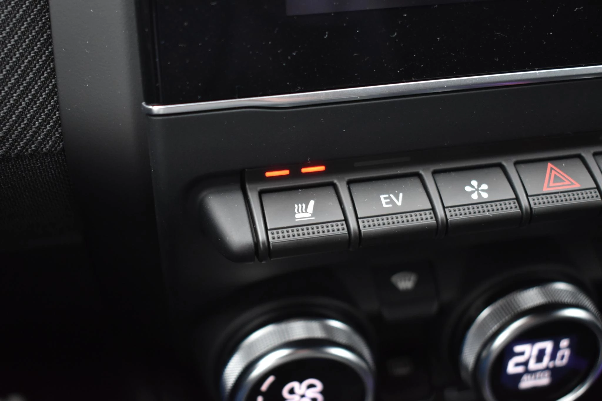 Renault-Clio-image-22