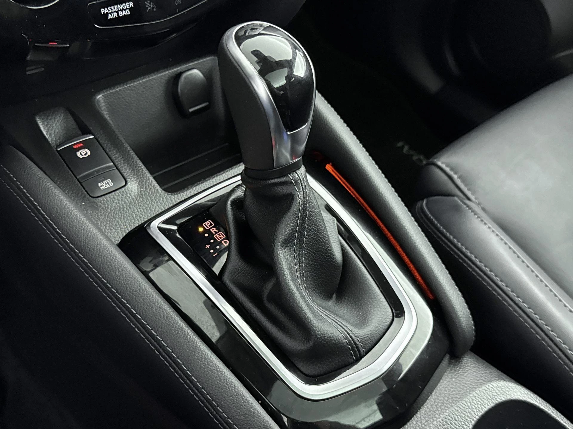 Nissan-QASHQAI-image-13