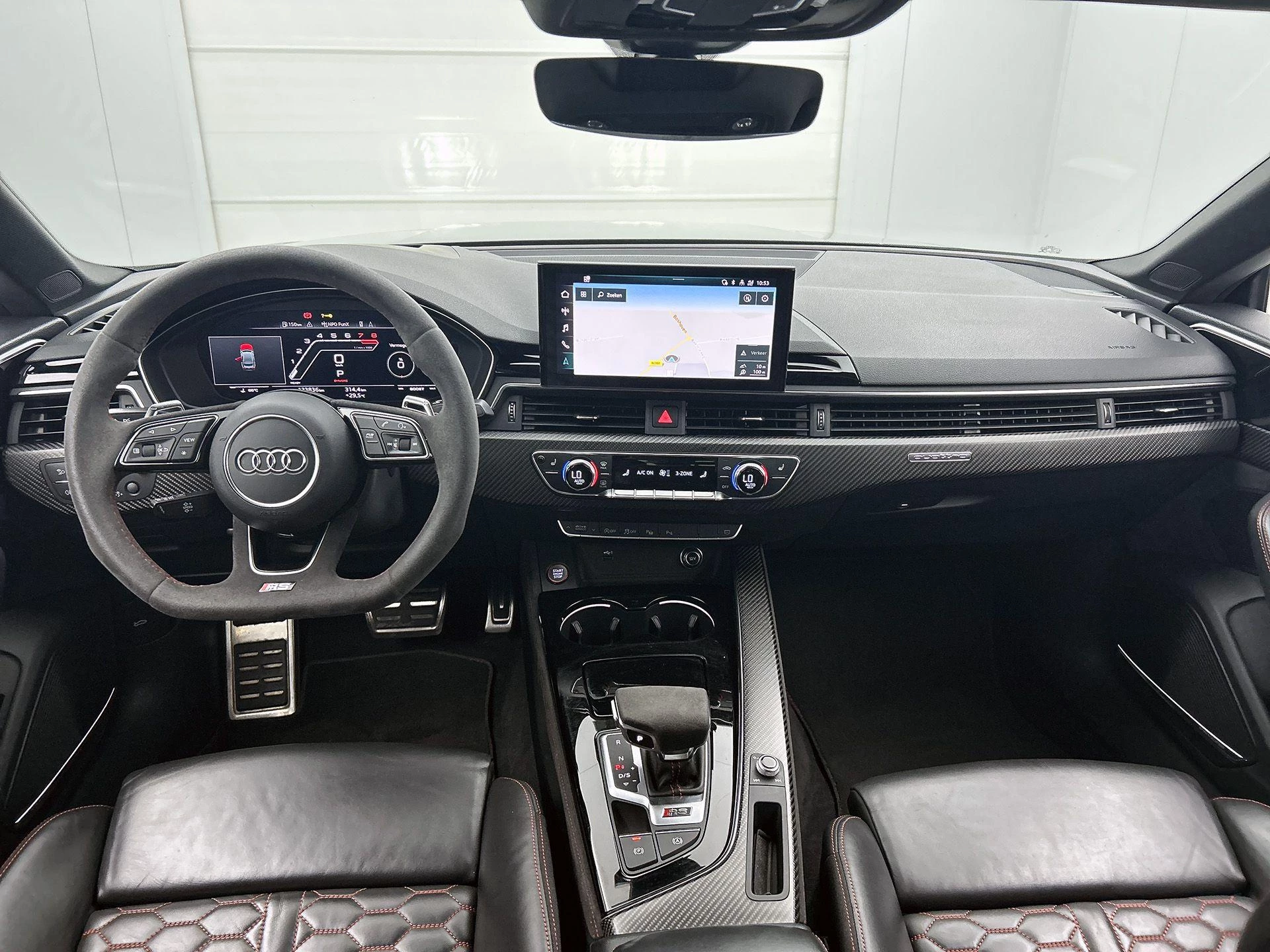 Audi-RS5-image-16