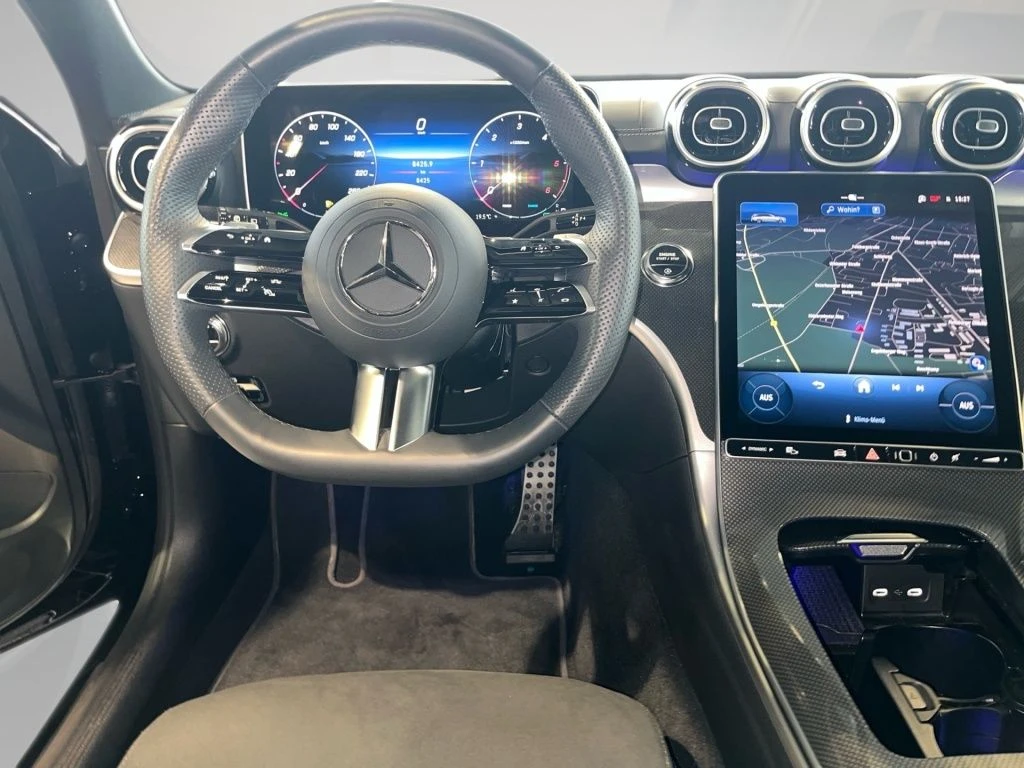 Mercedes-Benz-C-Klasse 300 d-image-10
