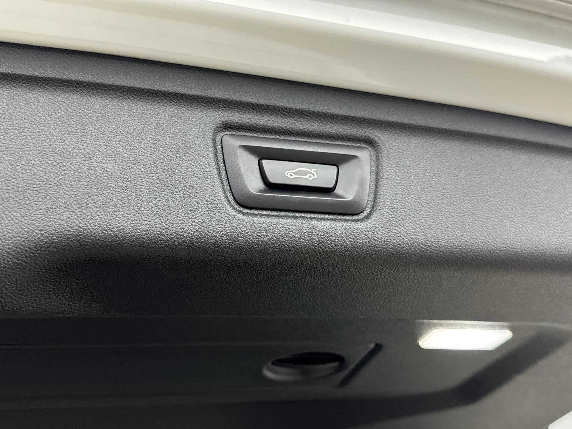BMW-3 Serie-image-17