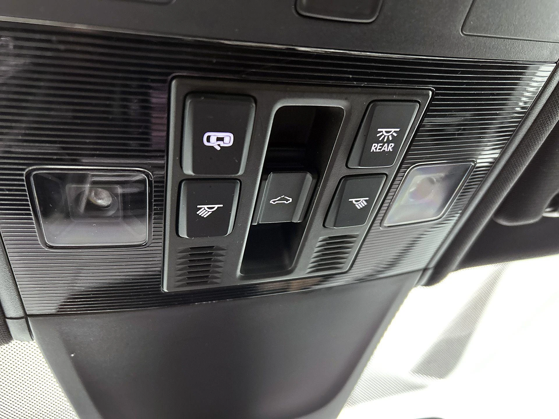 Volkswagen-Tiguan-image-23