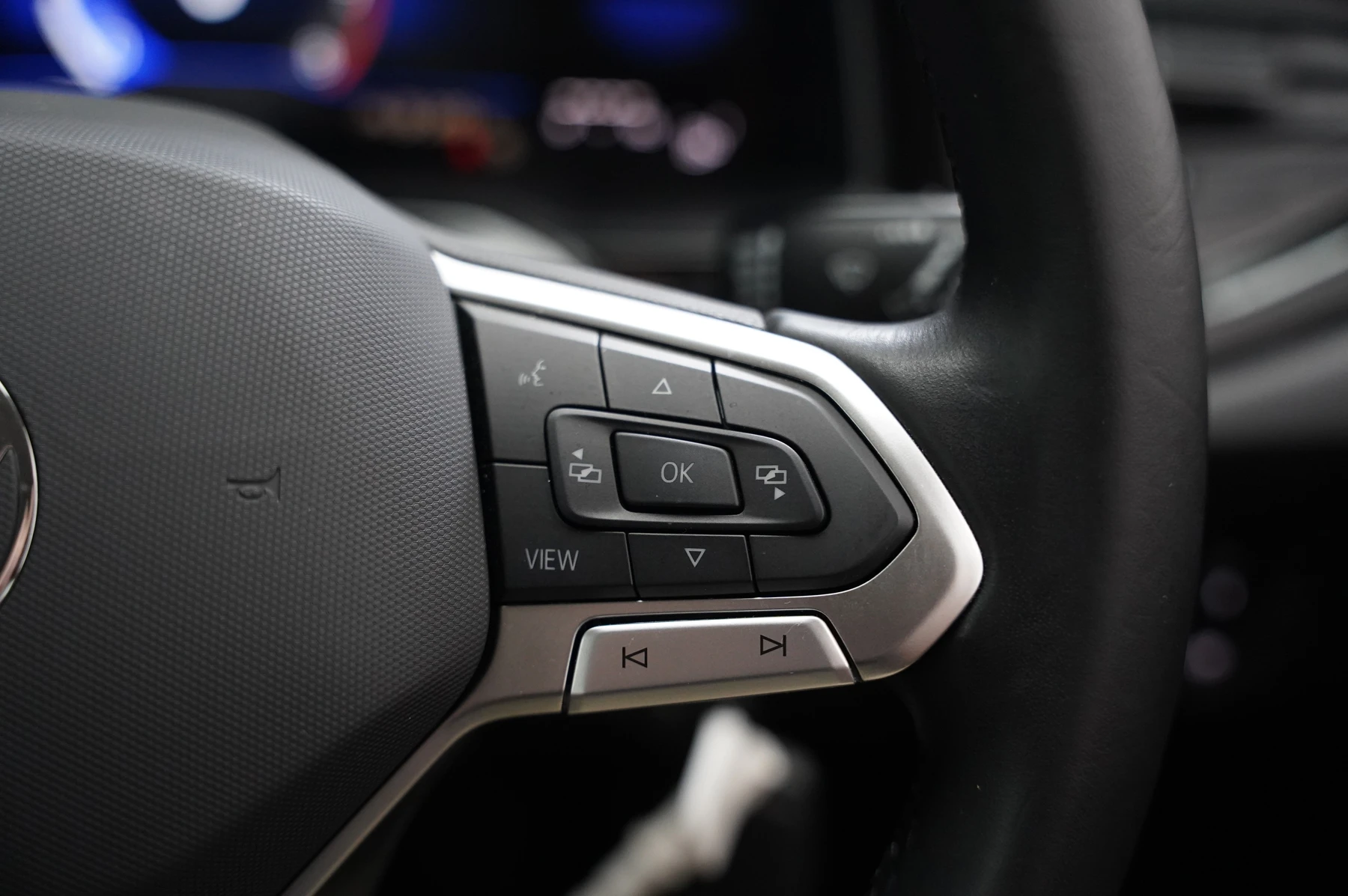 Volkswagen-Polo-image-18