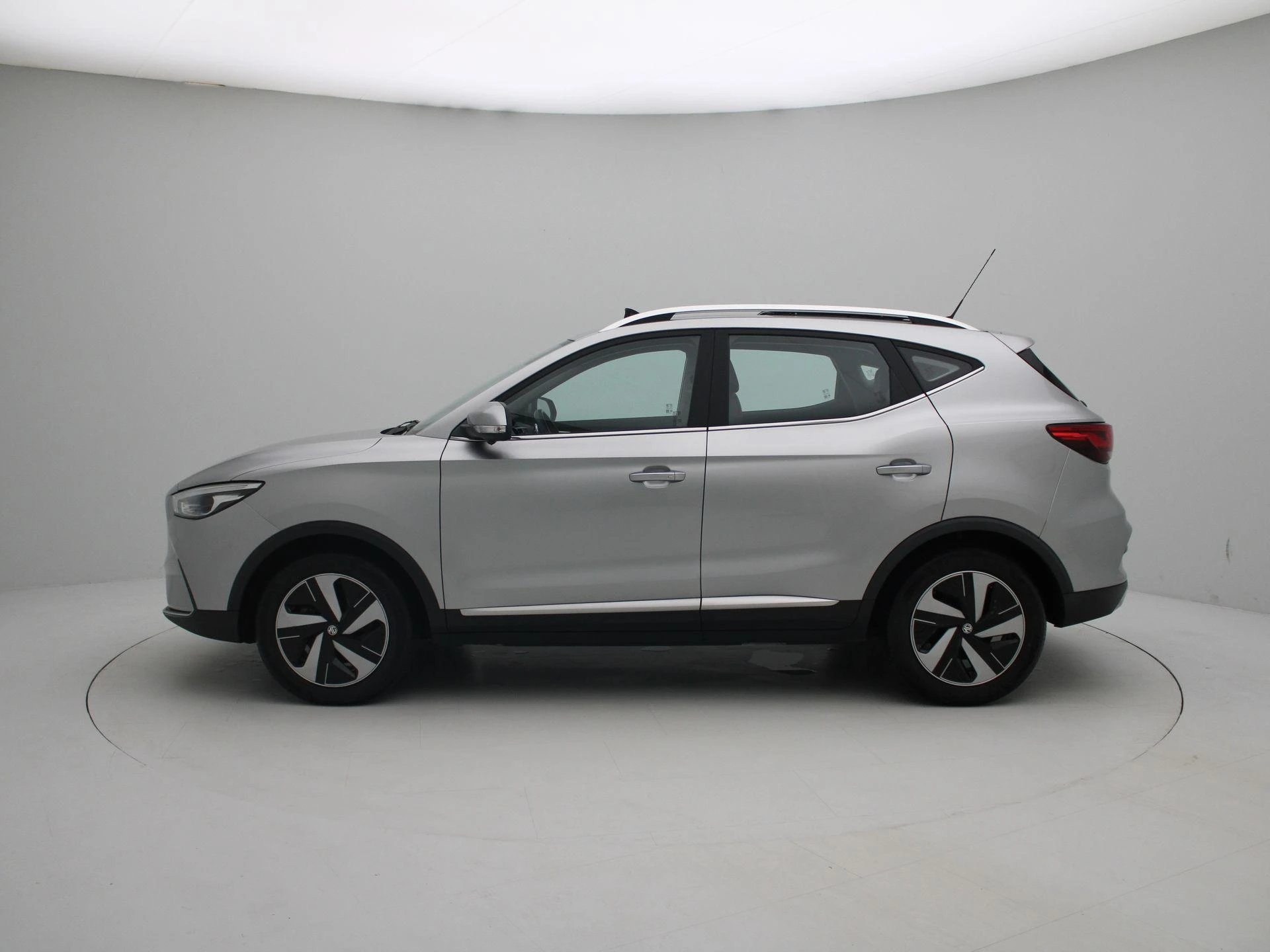 MG-ZS EV-image-4