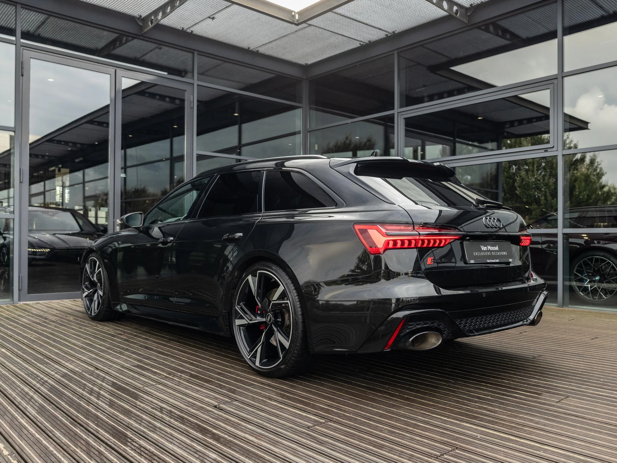 Audi-RS6-image-7