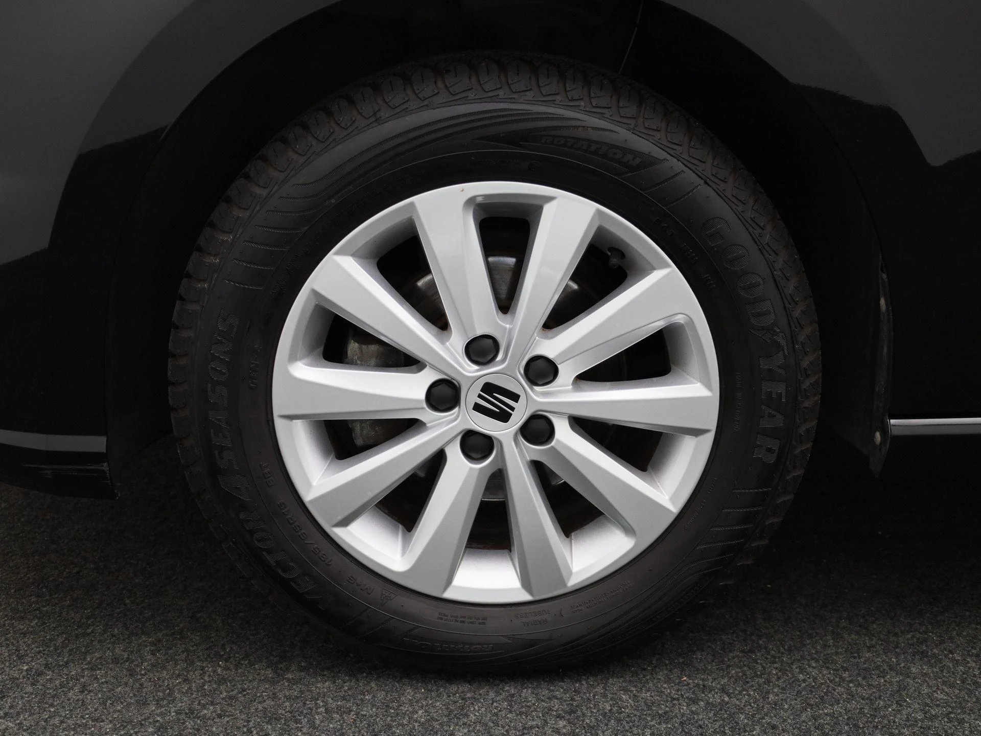 SEAT-Ibiza-image-14