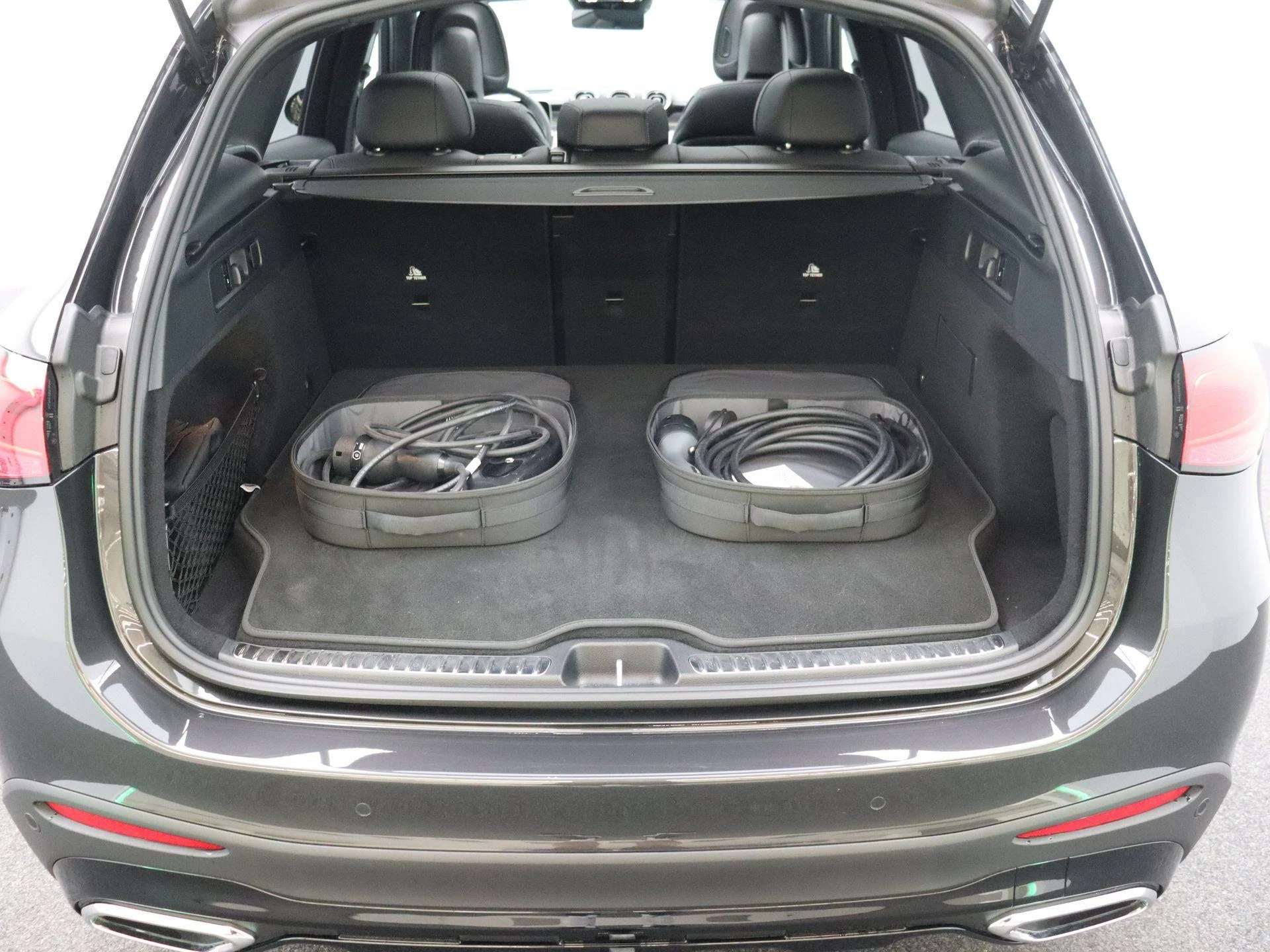 Mercedes-Benz-GLC-image-23