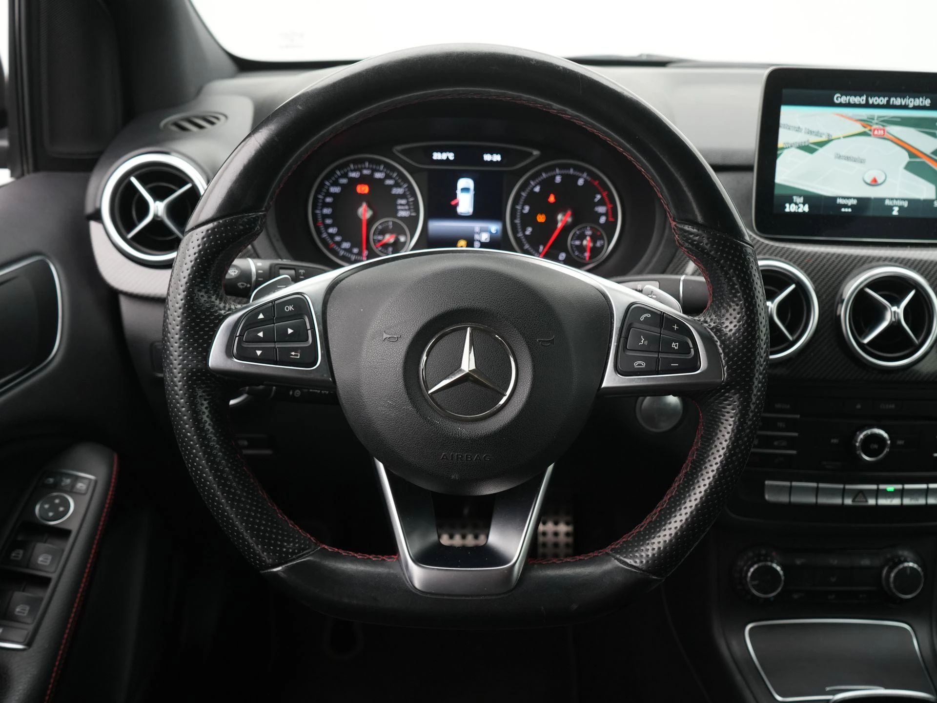 Mercedes-Benz B-Klasse 180 AMG Night Edition Plus