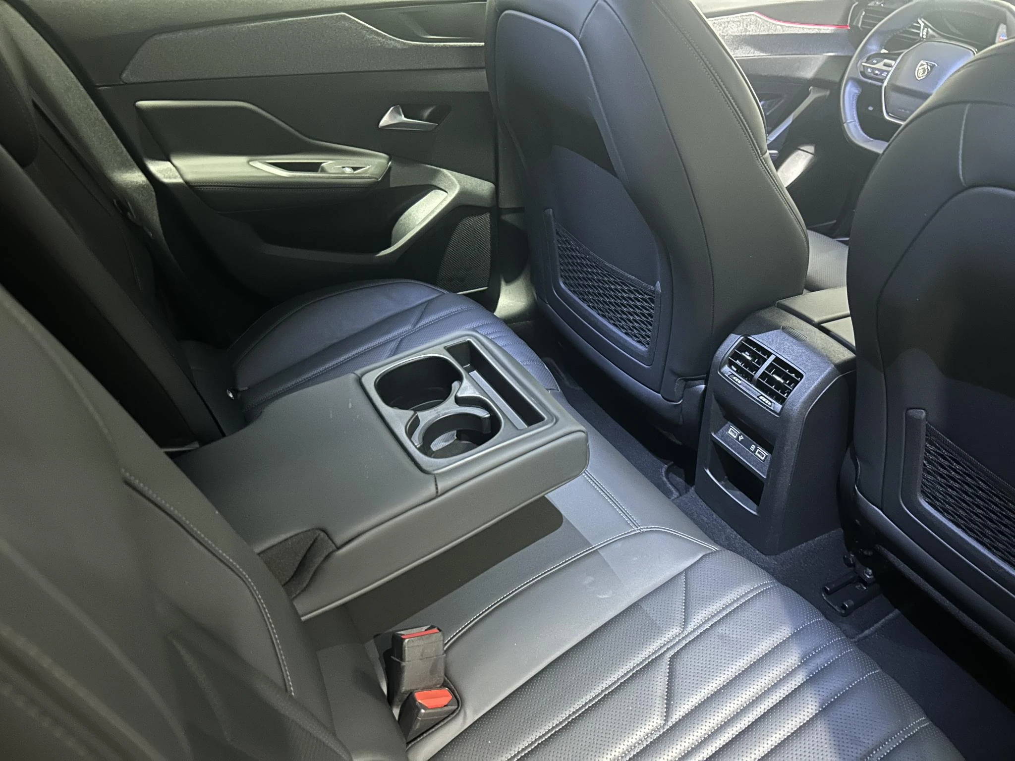 Peugeot-308-image-24