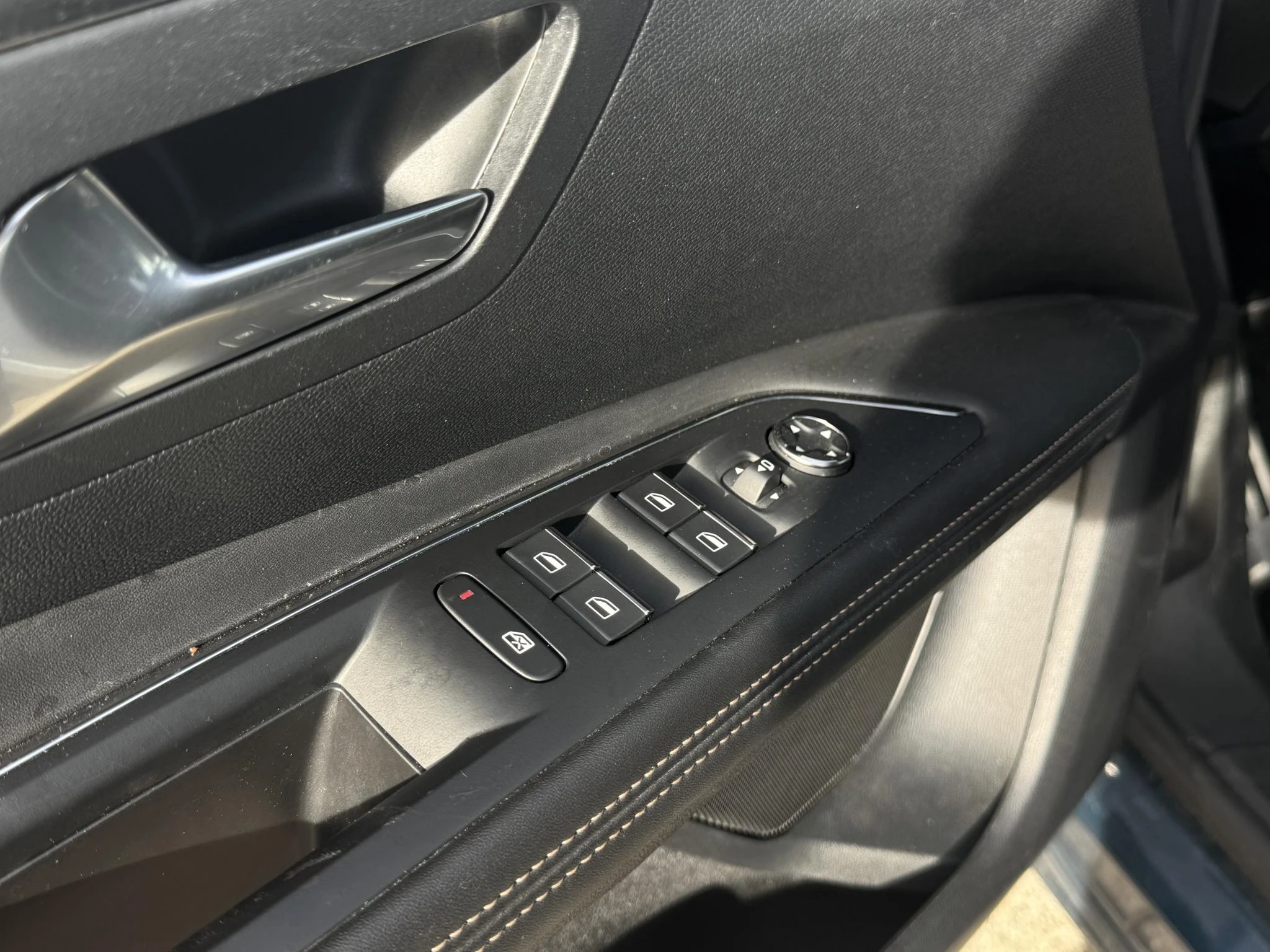 Peugeot-3008-image-9